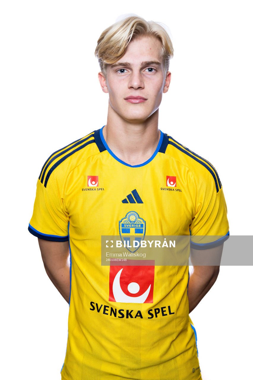 Lucas Bergvall of the Swedish men's football national team