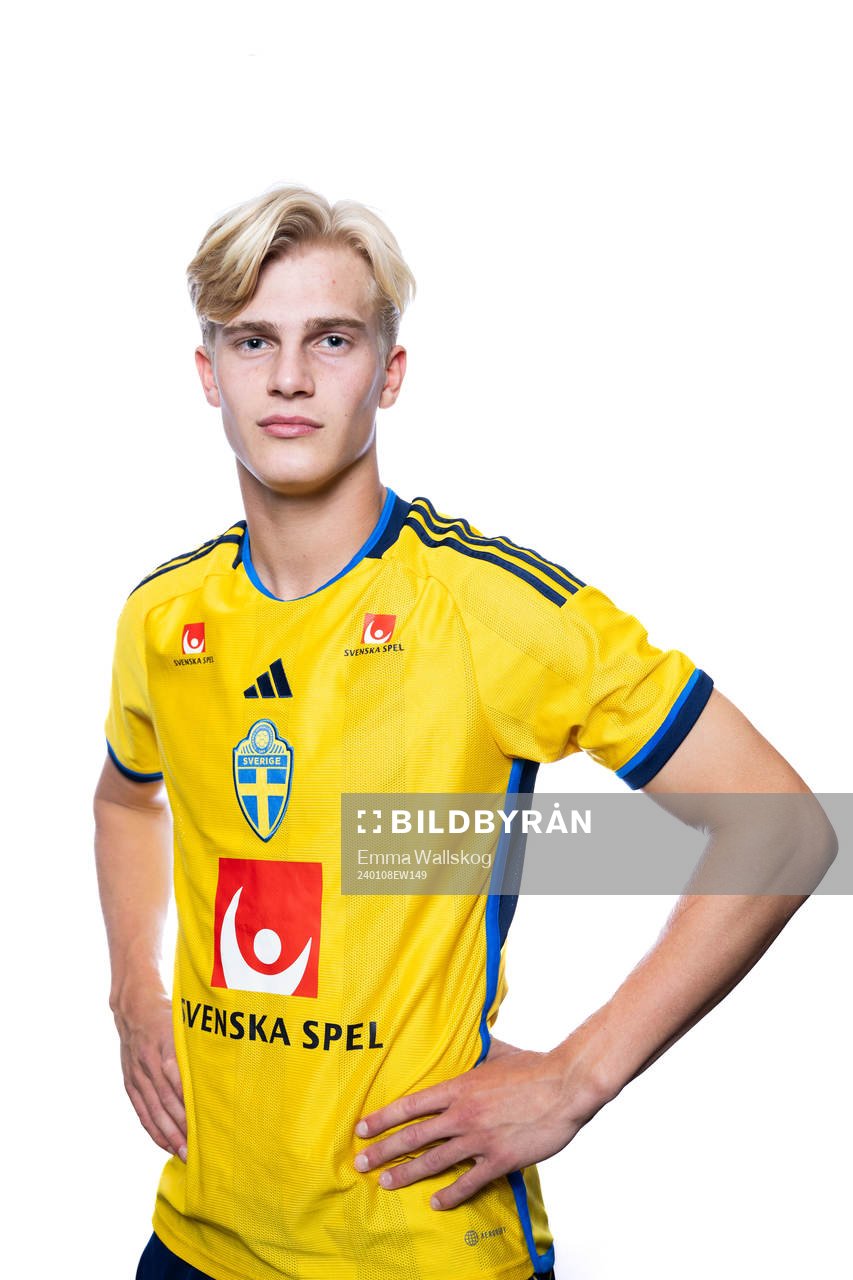 Lucas Bergvall of the Swedish men's football national team