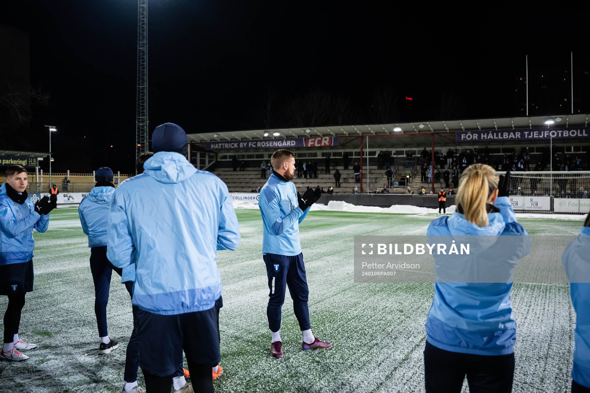 Malmö FFs spelare tackar publiken