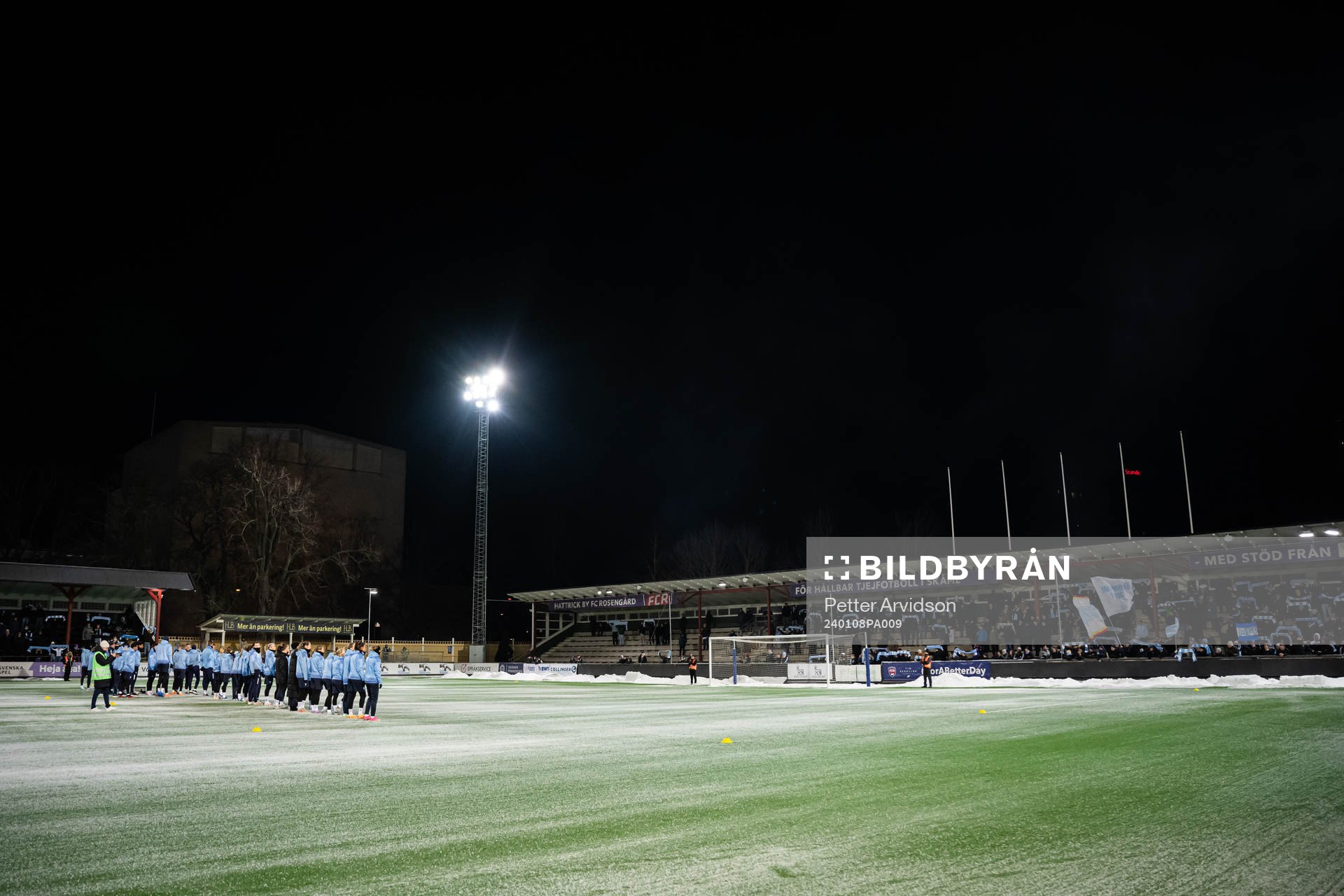 Spelarna gör entré