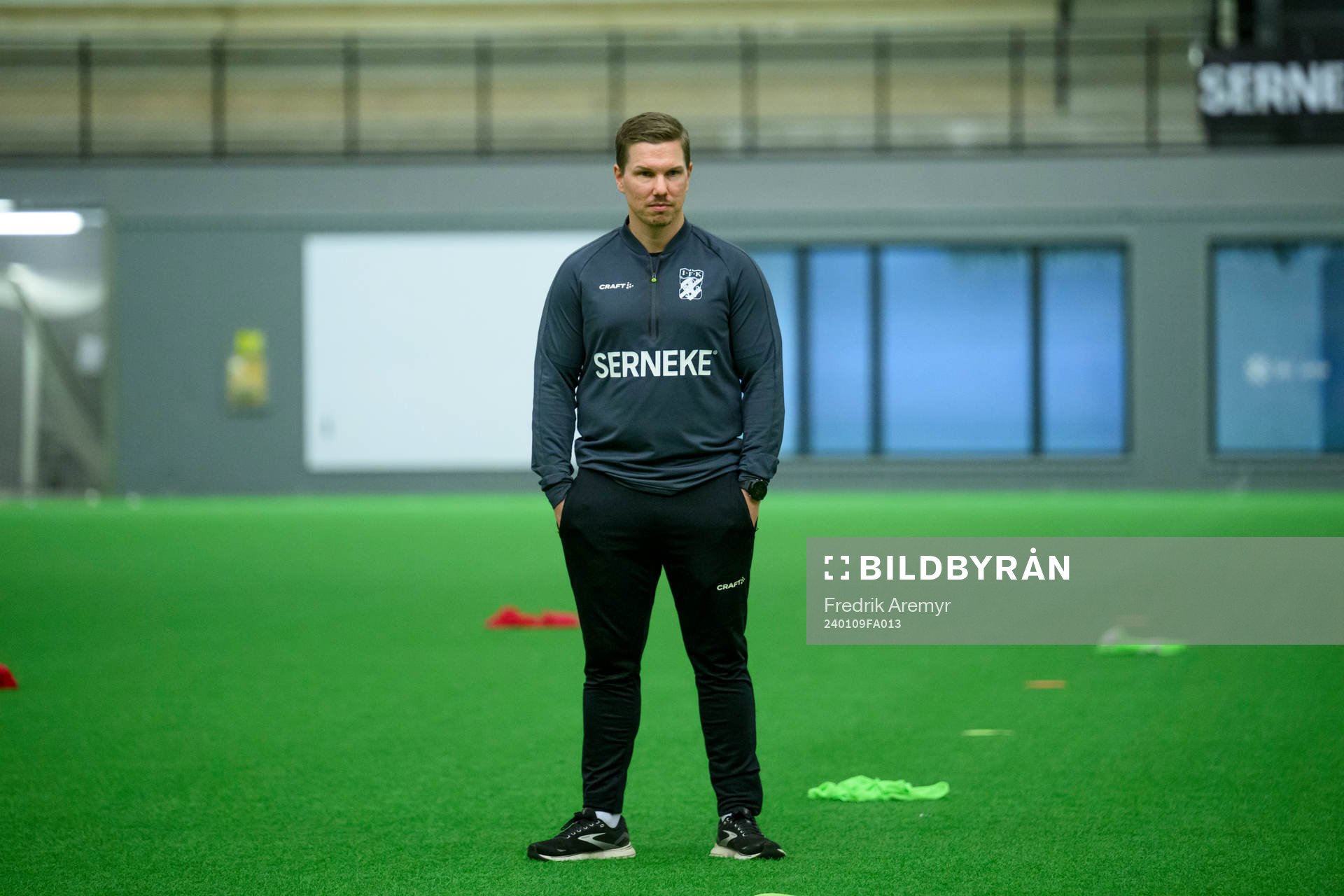 Huvudtränare Tobias Birgersson under en träning med IFK Göteborgs damlag den 9 januari 2024 i Göteborg. 