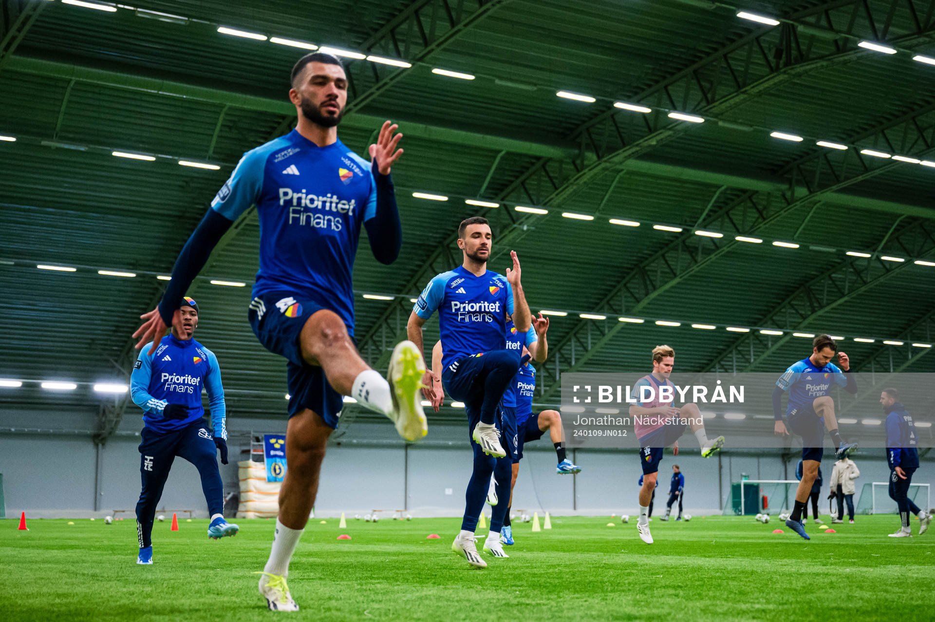 Djurgårdens Besard Sabovic och Carlos Moros Gracia