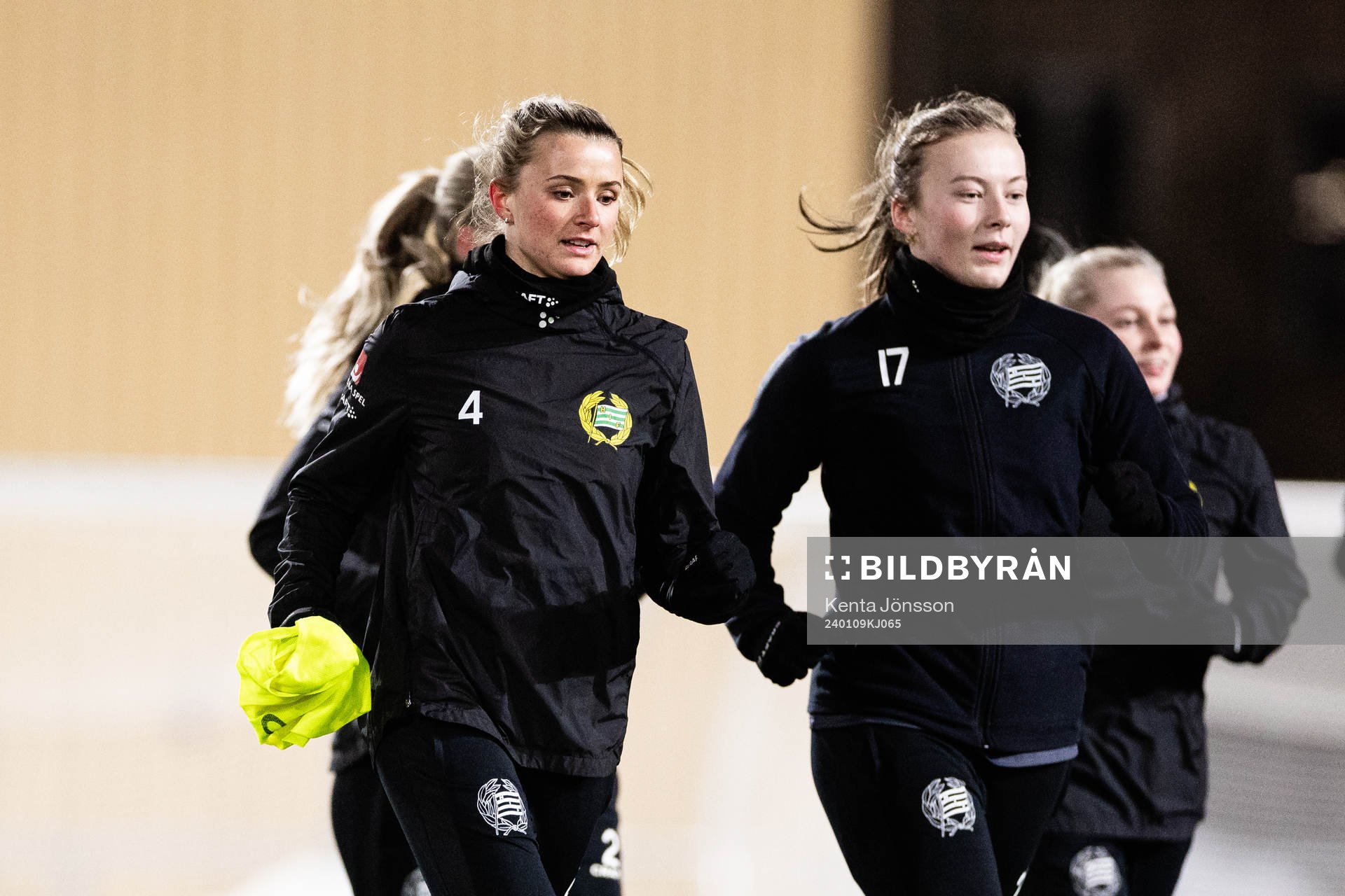Thea Sørbo och Sara Kanutte