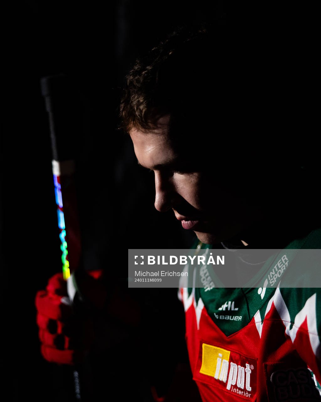 Frölundas Tom Nilsson innan ishockeymatchen i SHL mellan