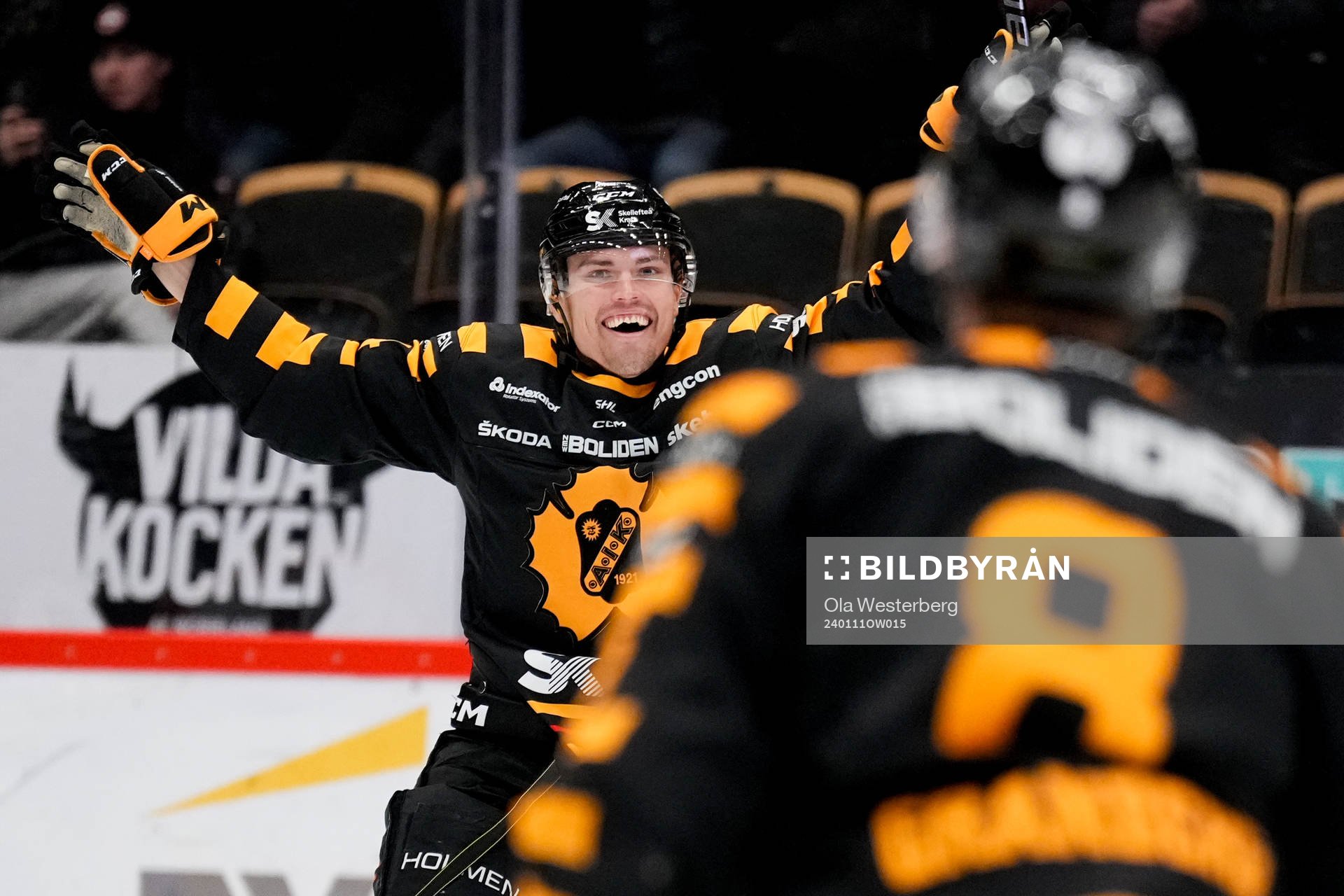 Skellefteås Andreas Johnson jublar
