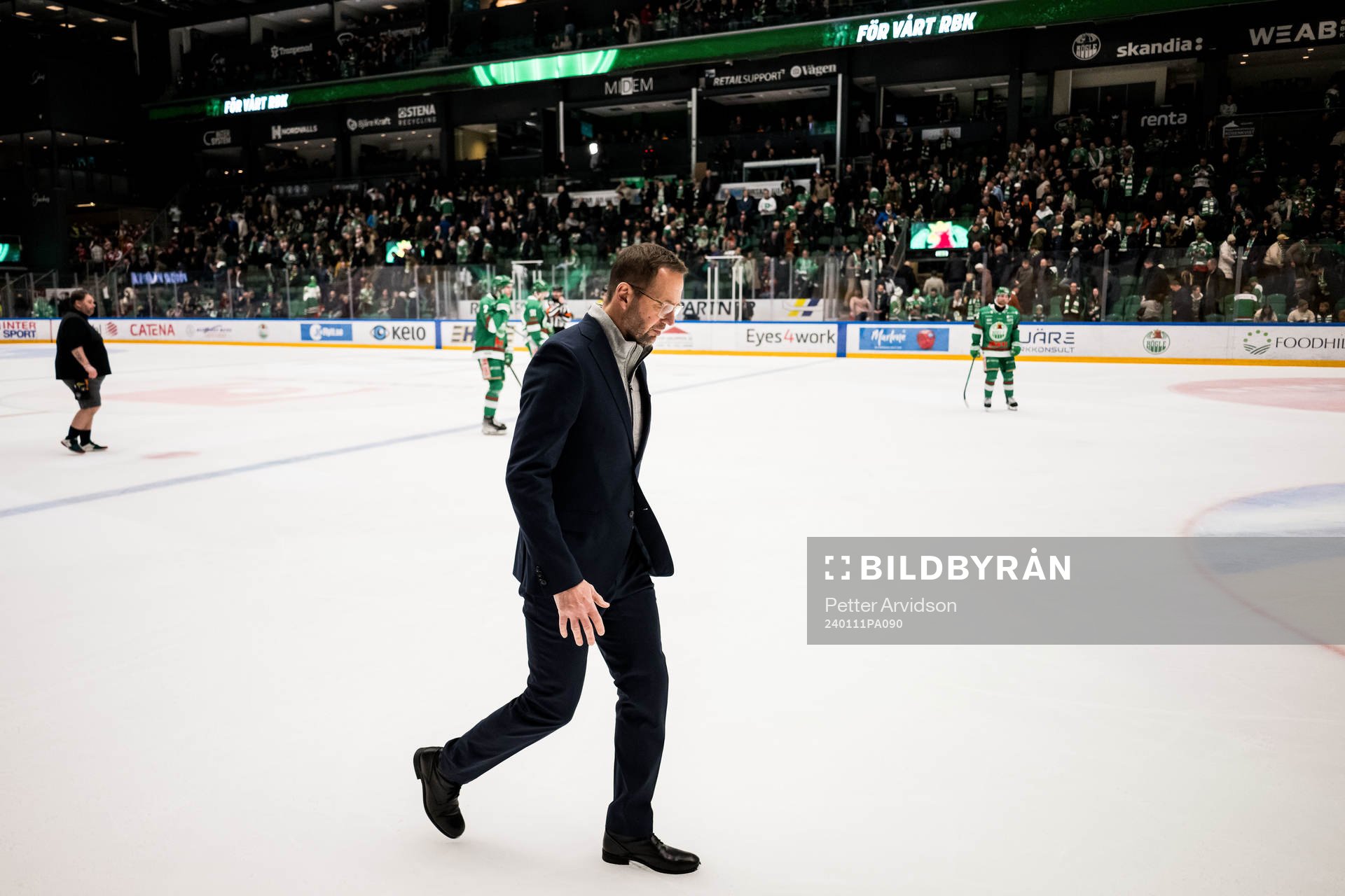 Rögles tränare Roger Hansson deppar