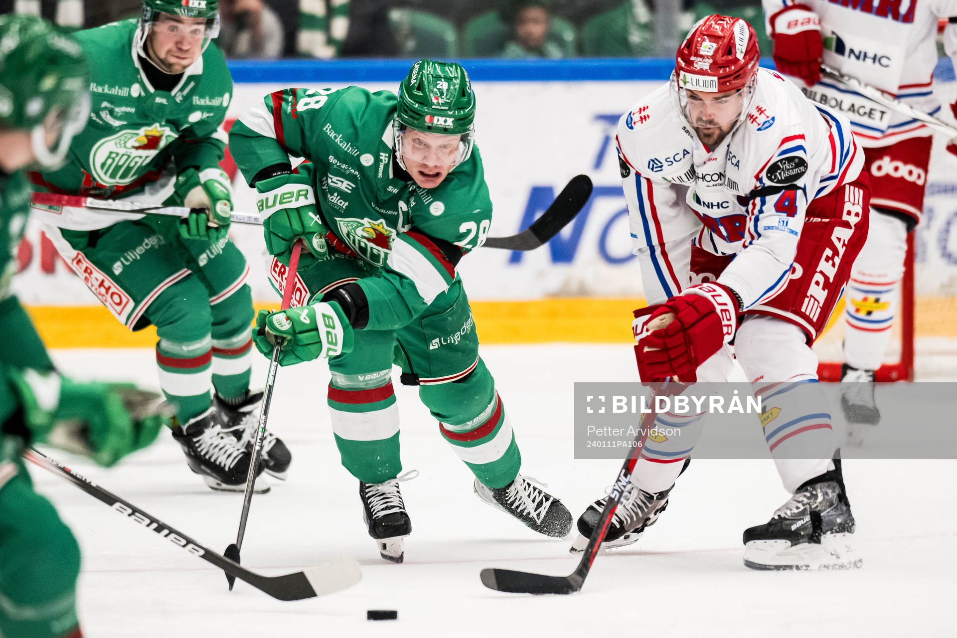 Rögles Anton Bengtsson och Timrås Emil Pettersson