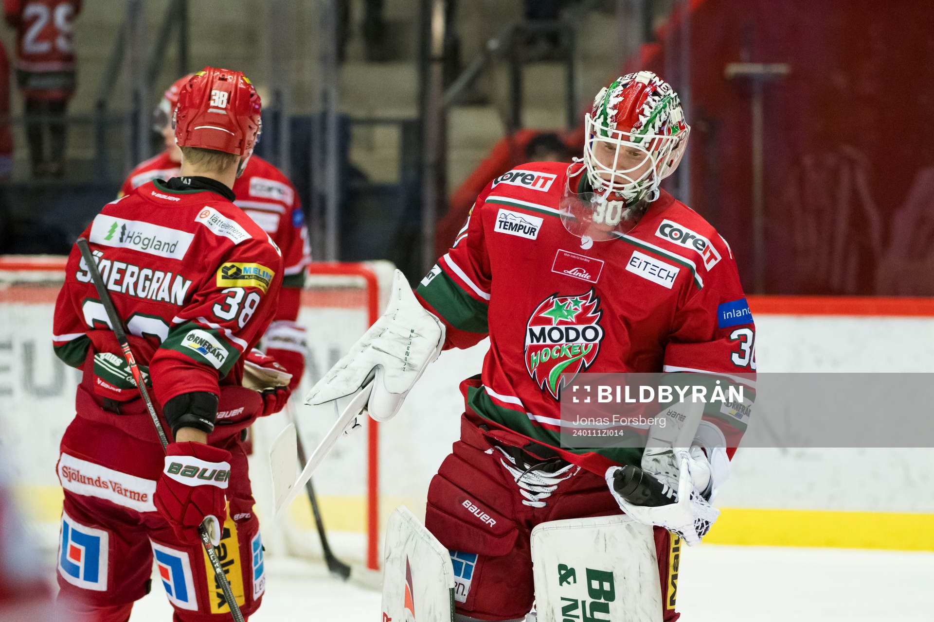 MoDos målvakt Lassi Lehtinen deppar