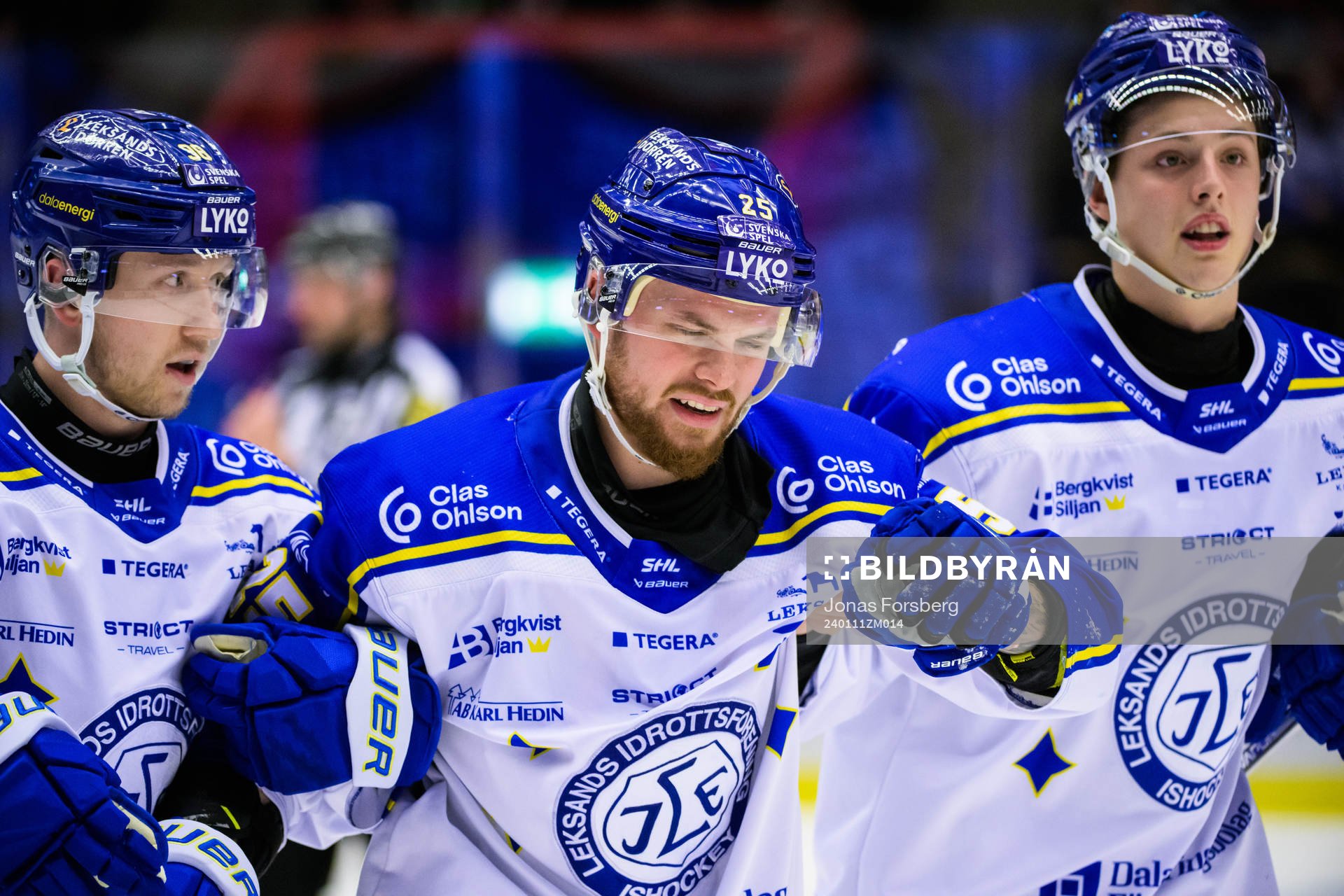 Leksands Lucas Elvenes lämnar isen