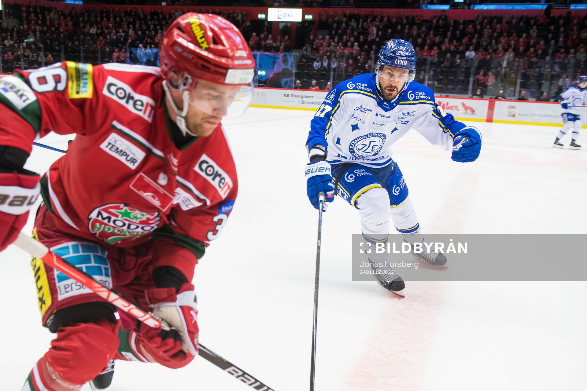 Leksands Marek Hrivik och MoDos Sebastian Ohlsson