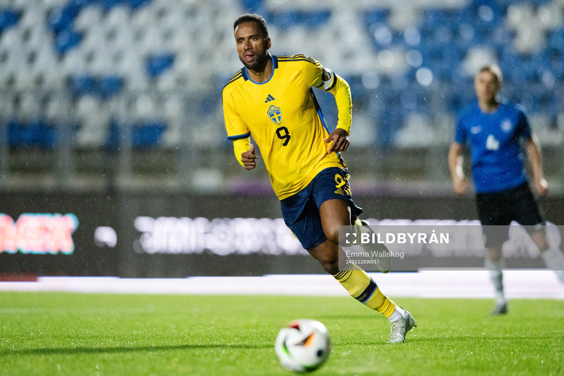 Isaac Kiese Thelin of Sweden