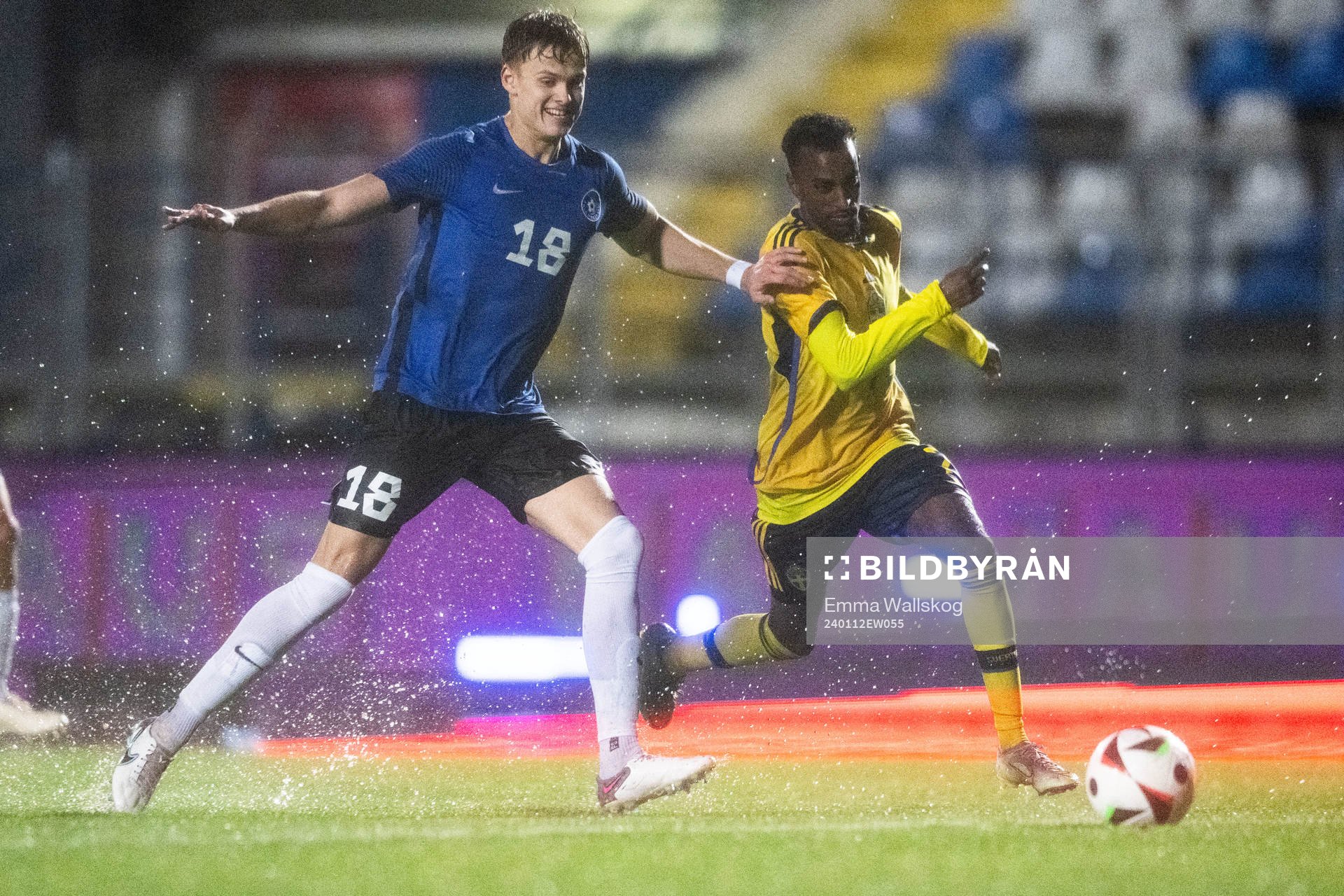 Andreas Vaher of Estonia and Taha Ali of Sweden
