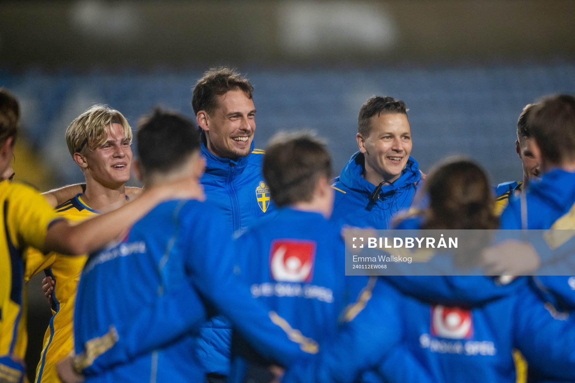 Lucas Bergvall , Interim head coach Daniel Bäckström and