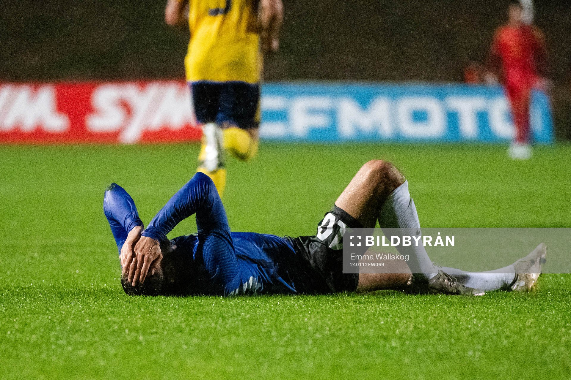 Sergei Zenjov of Estonia in pain