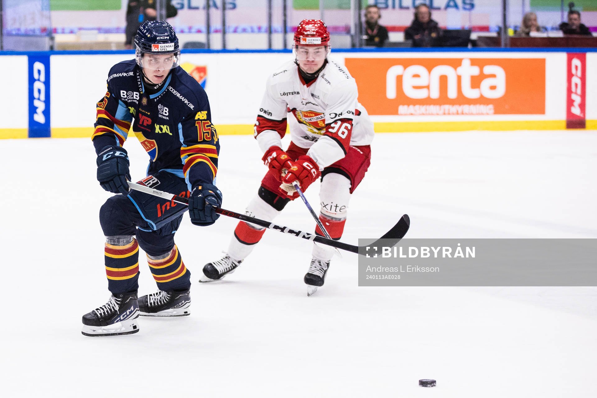 Djurgårdens Frederik Schlyter och Almtunas William Proos