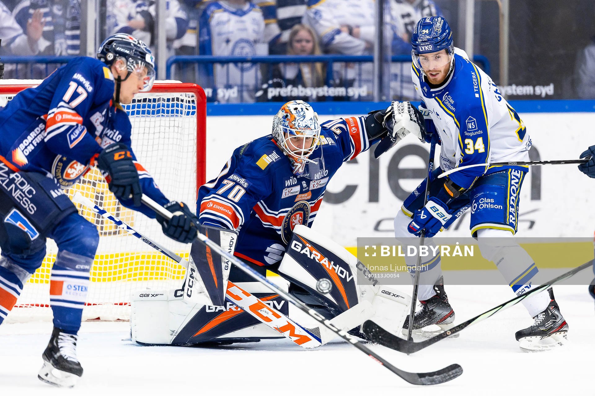 Växjös målvakt Adam Åhman och Leksands Peter Cehlarik