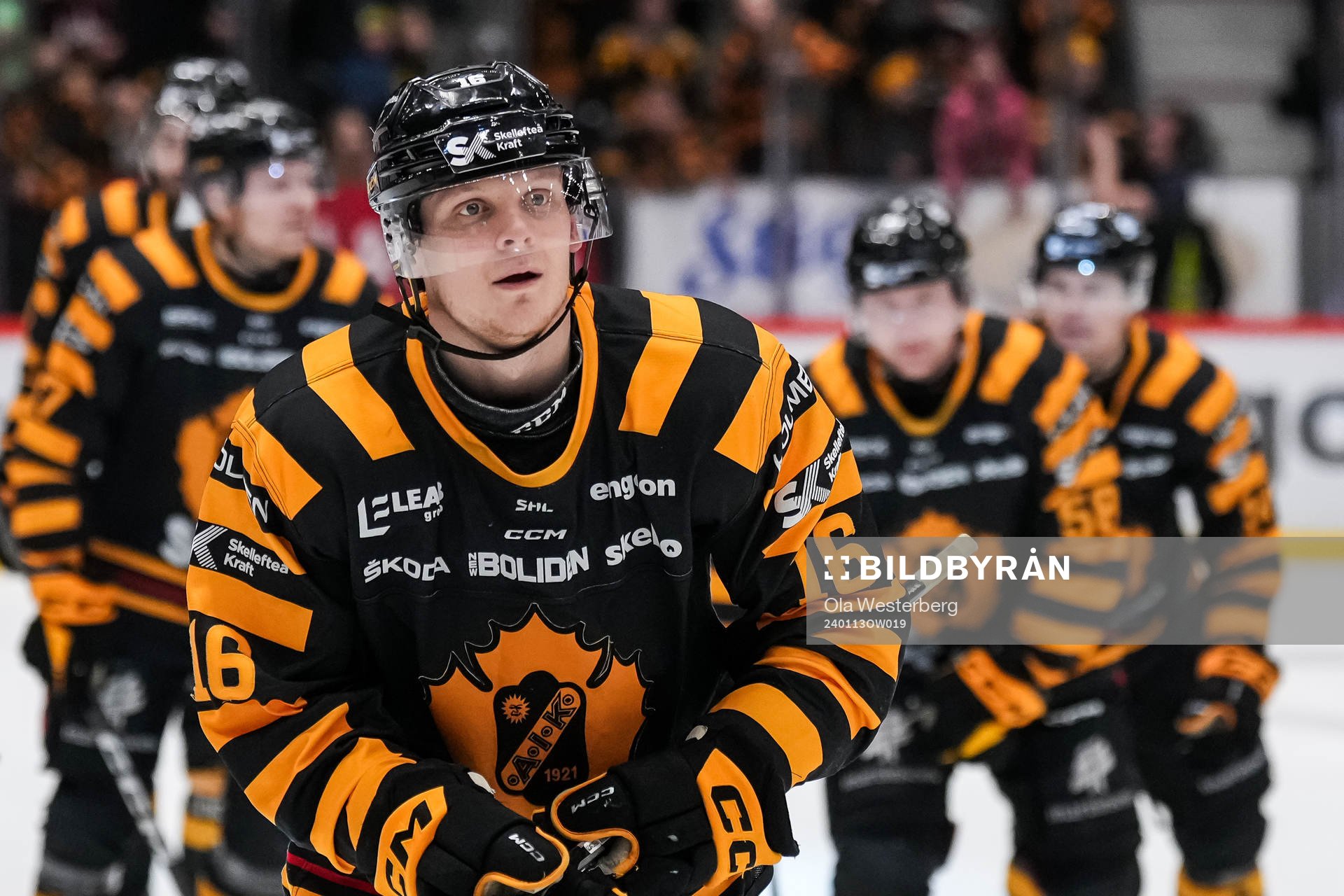 Skellefteås Linus Lindström jublar