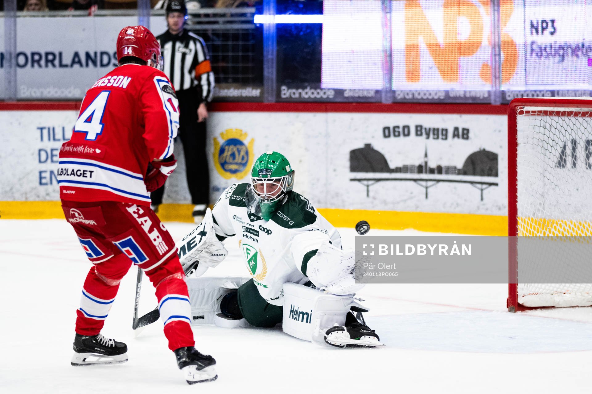 Färjestads målvakt Victor Brattström