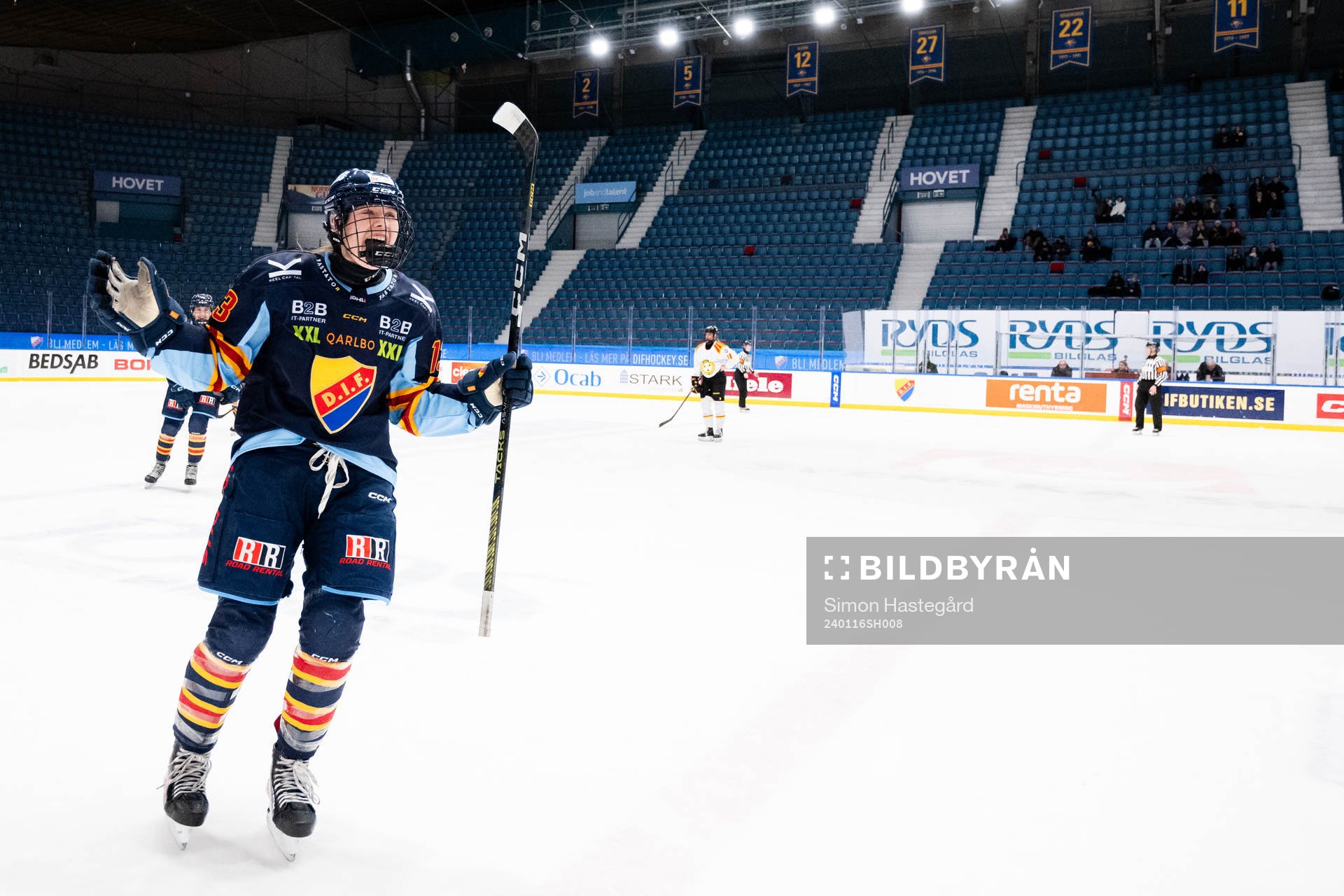 Djurgårdens Anneke Linser jublar