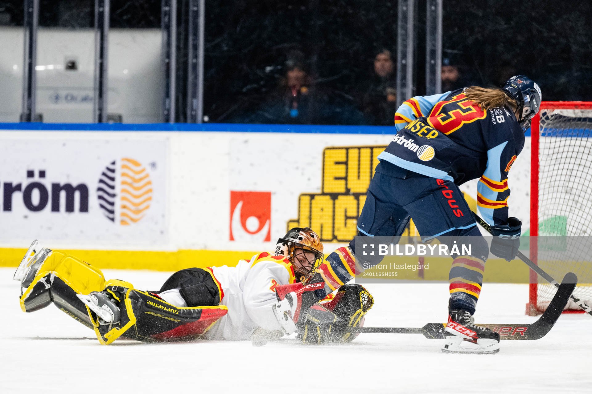 Brynäs målvakt Klara Peslarova med
