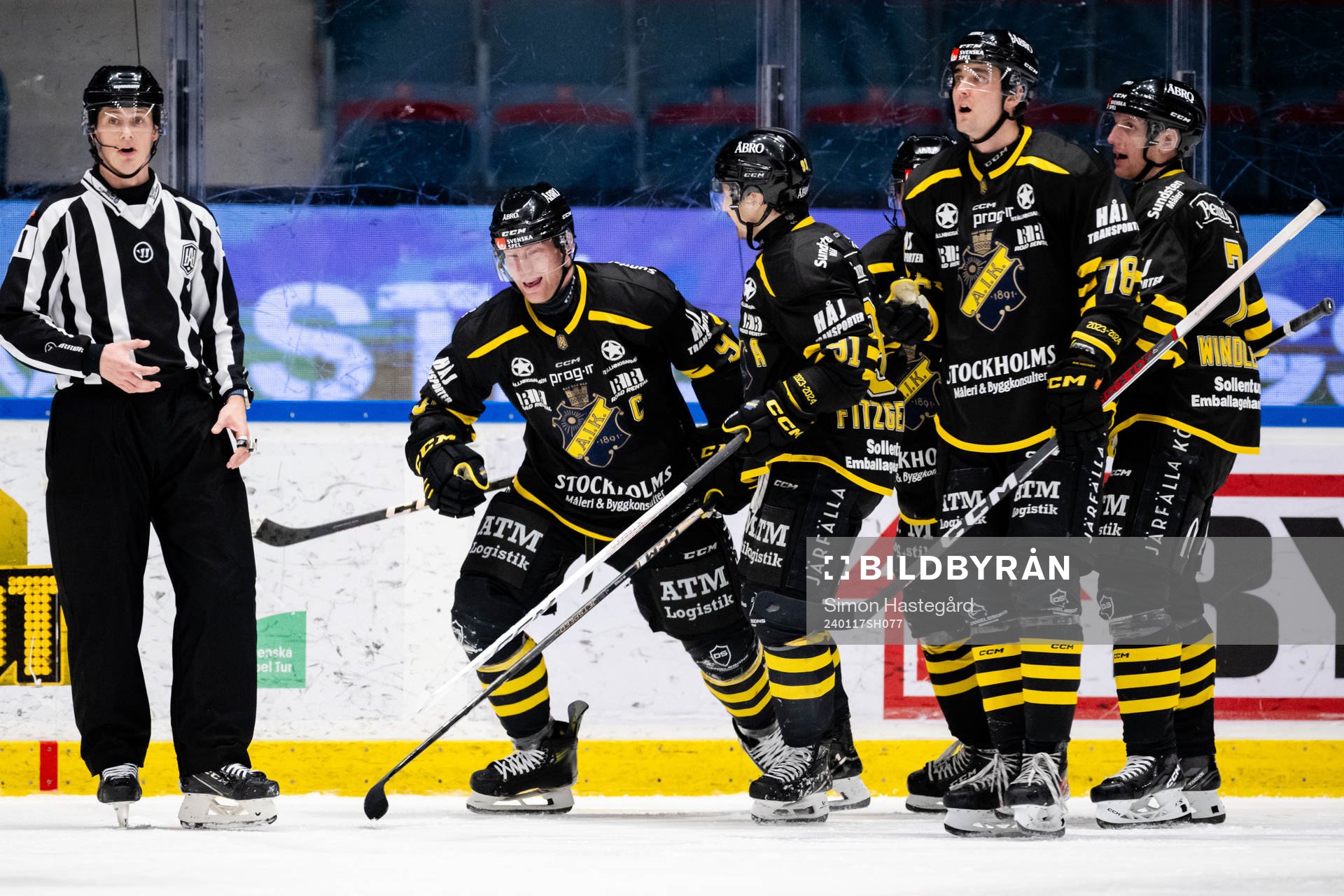AIKs Richard Gynge jublar