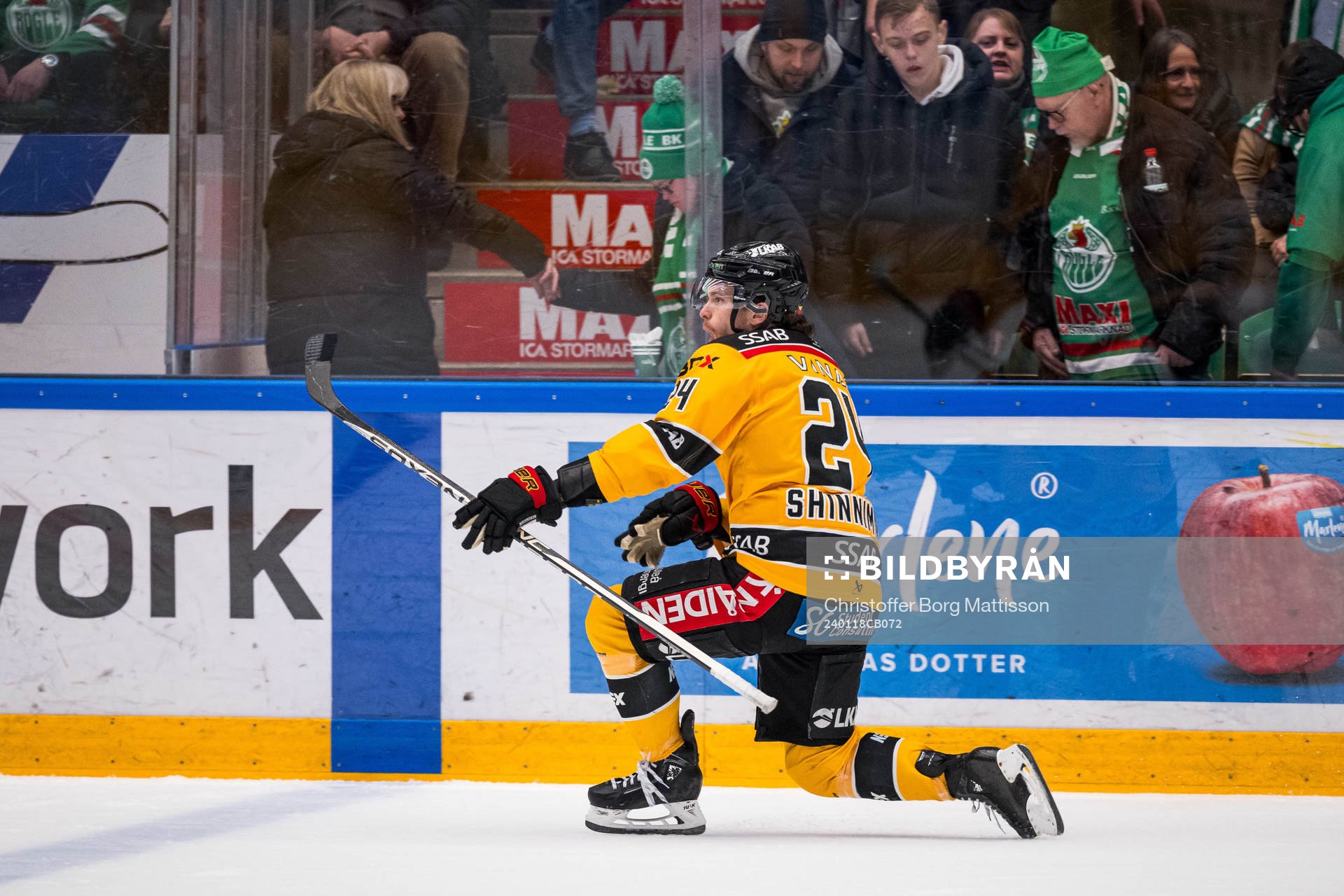 Luleås Brendan Shinnimin jublar