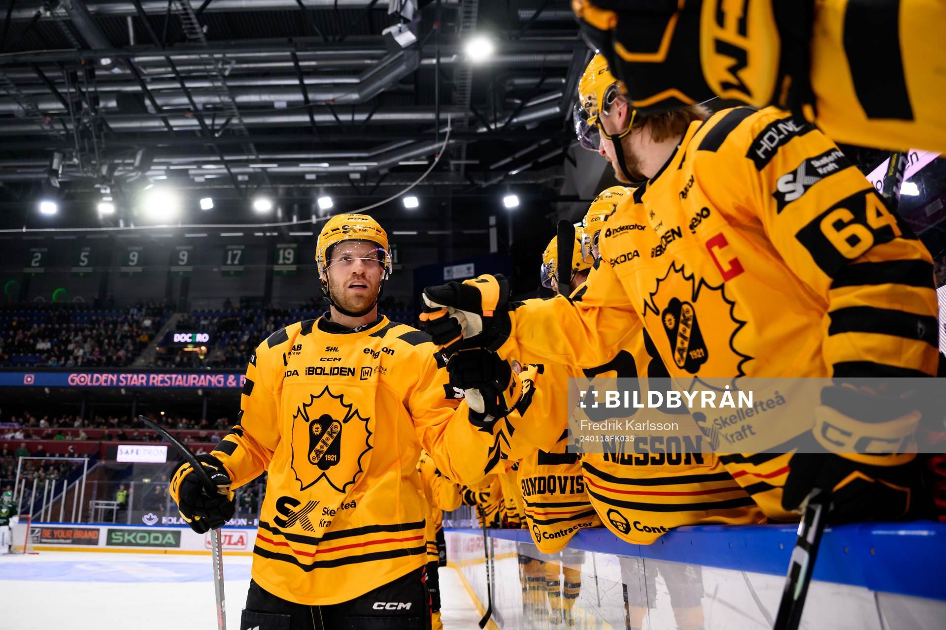 Skellefteås Oscar Lindberg jublar 0-2