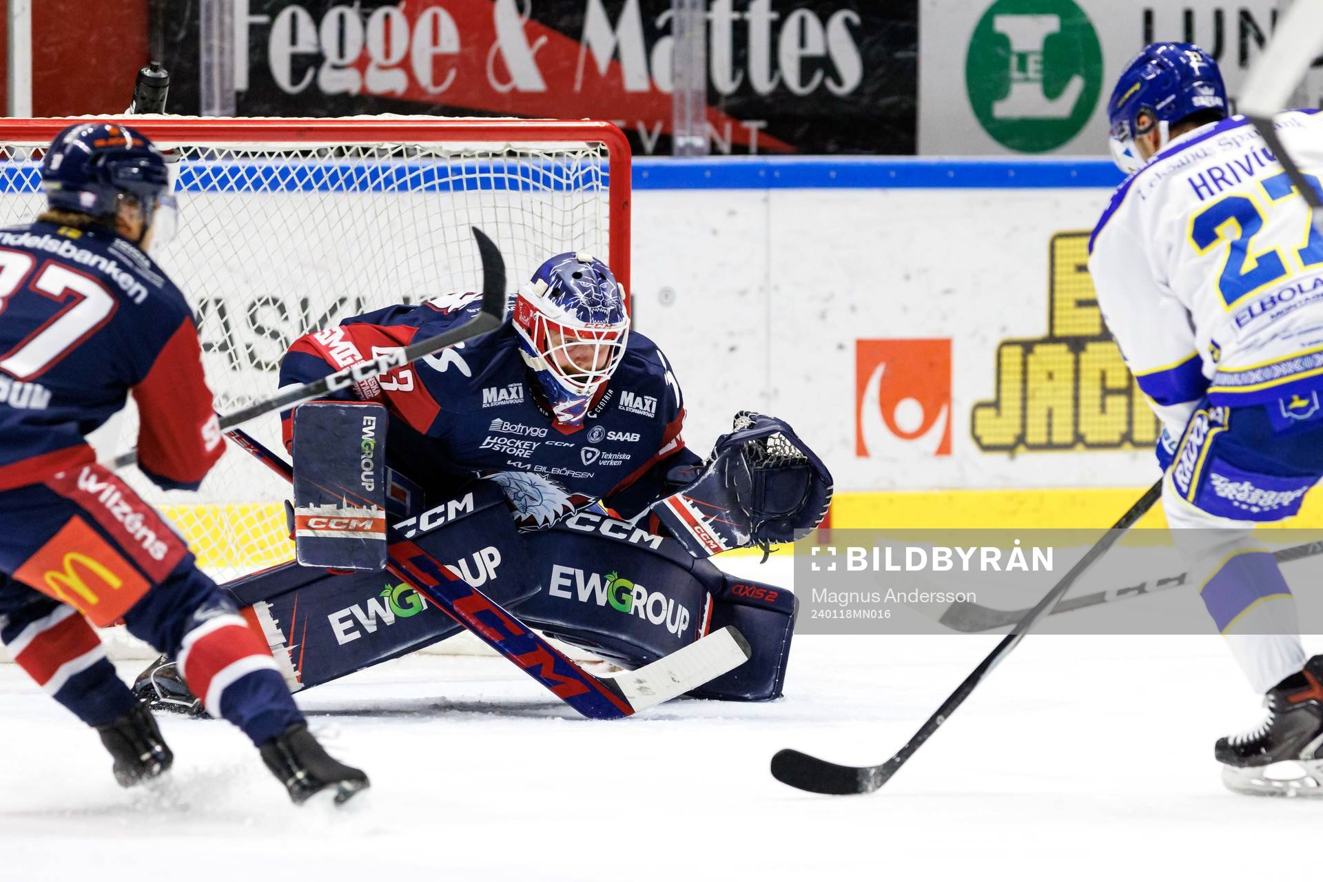 Linköpings målvakt Marcus Högberg släpper in 0-2 målet