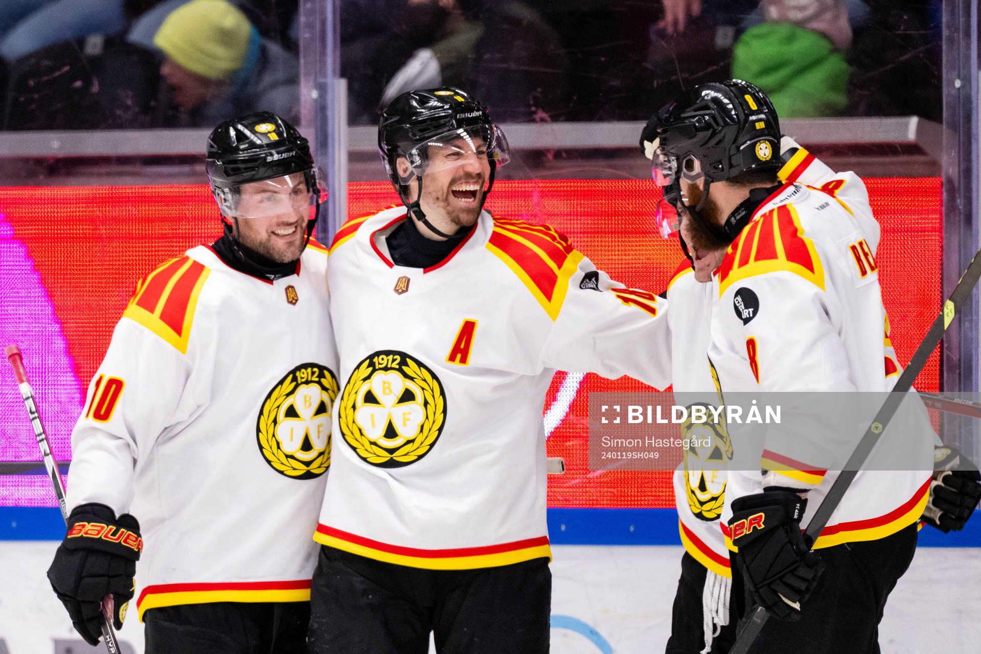 Brynäs Johan Larsson, Anton Rödin jublar och Jordie Benn