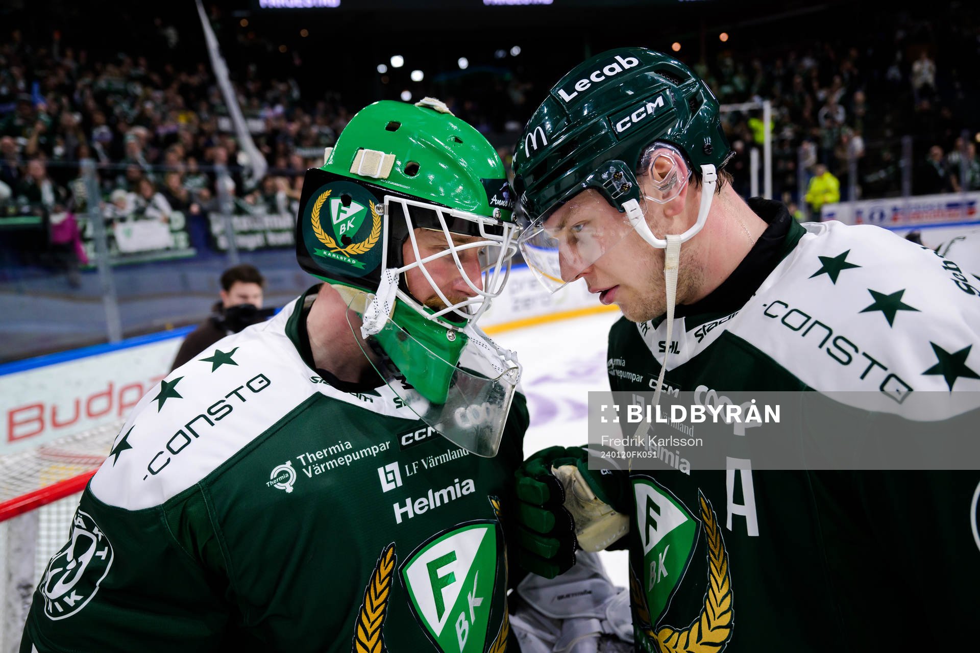Färjestads målvakt Victor Brattström och Victor Ejdsell