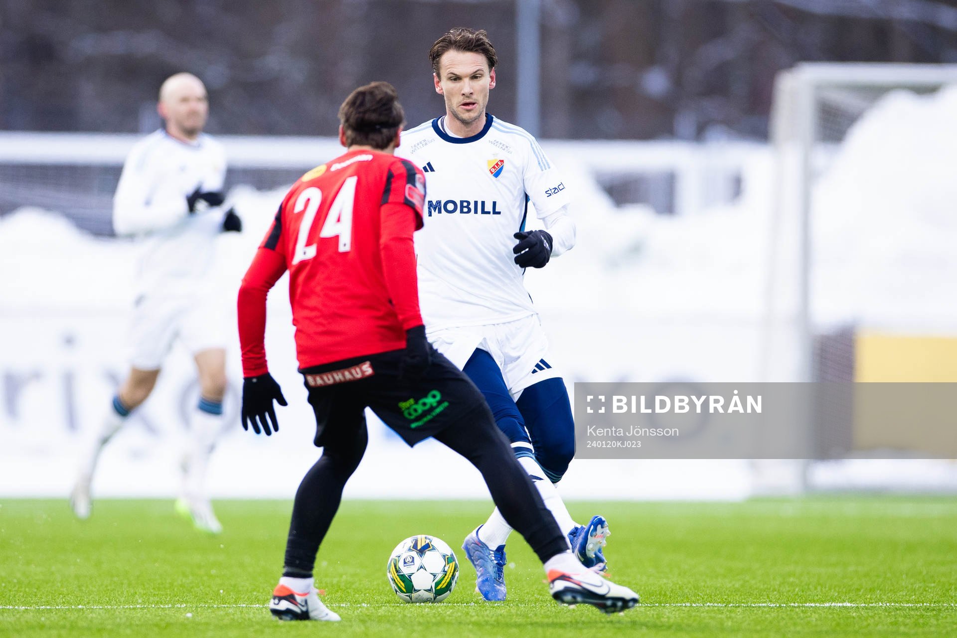 Brommapojkarnas Kevin Ackermann och Djurgårdens Albin Ekdal