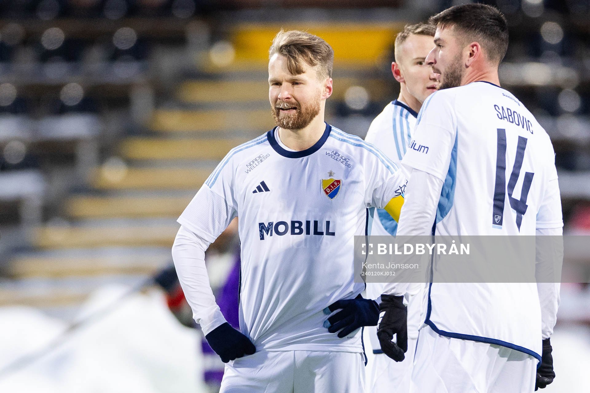 Djurgårdens Jacob Une Larsson deppar