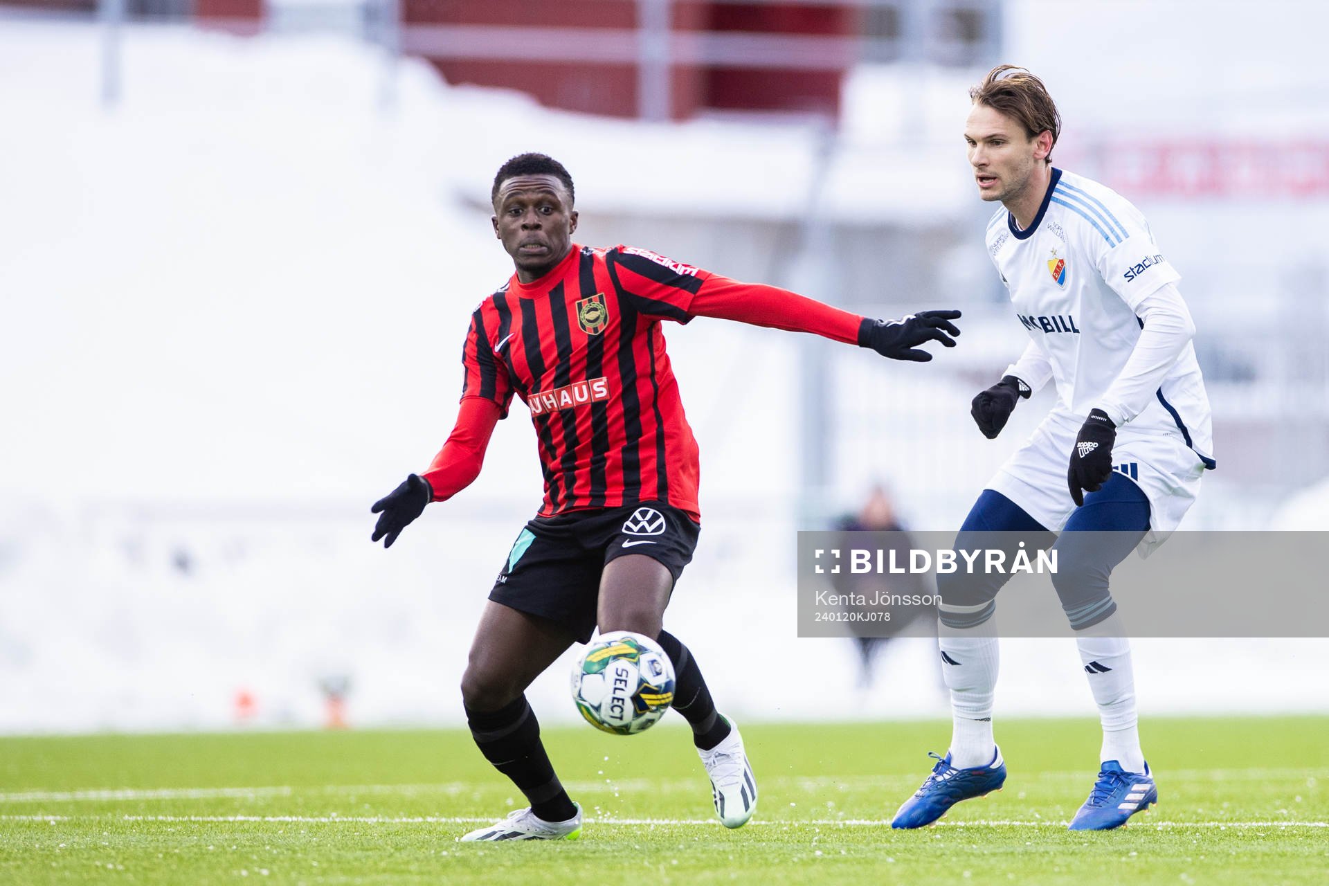 Brommapojkarnas Zeidane Inoussa och Djurgårdens Albin Ekdal