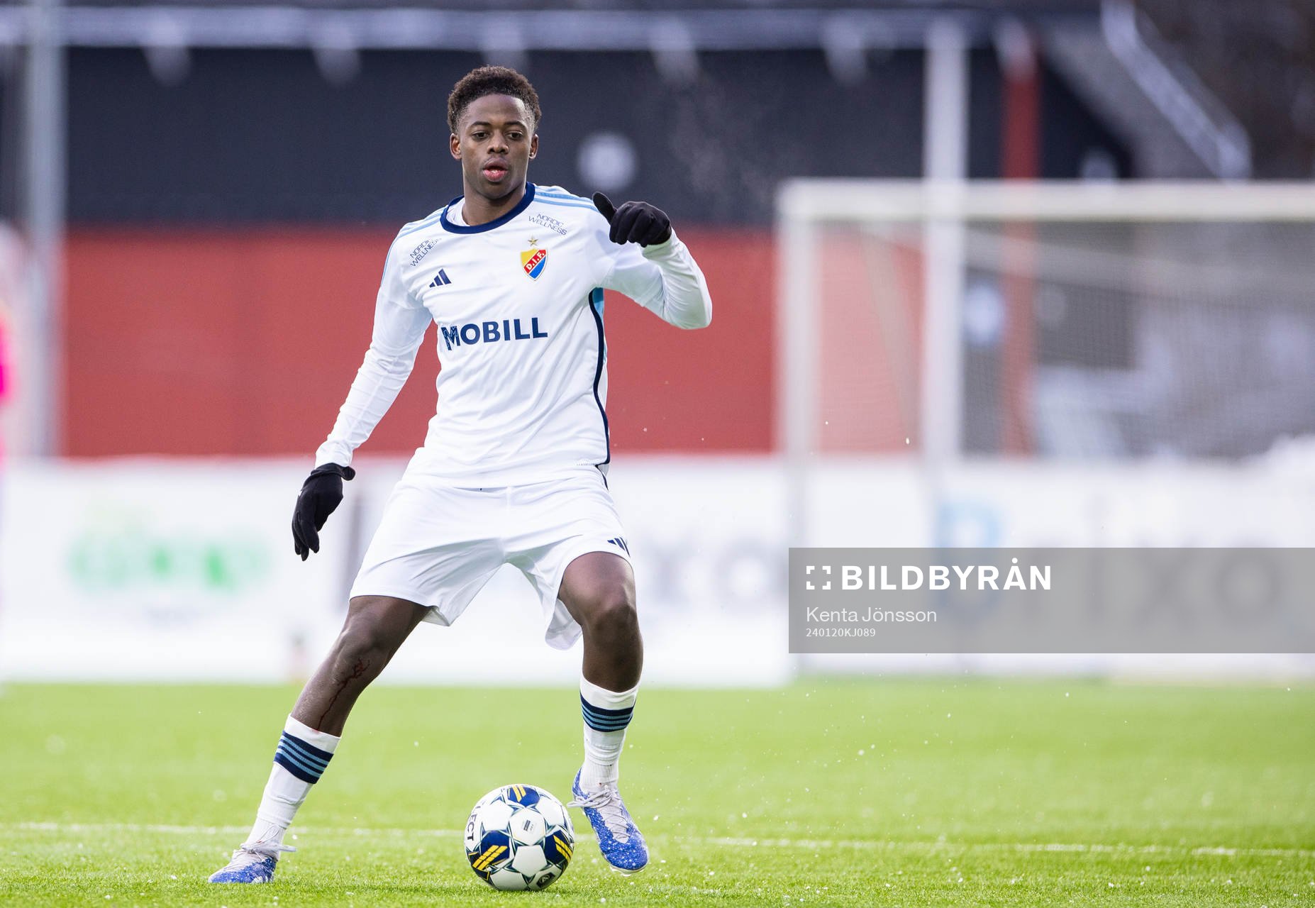 Djurgårdens Alieu Atlee Manneh under en träningsmatch i fotboll mellan Brommapojkarna och Djurgården den 20 januari 2024 i Stockholm.