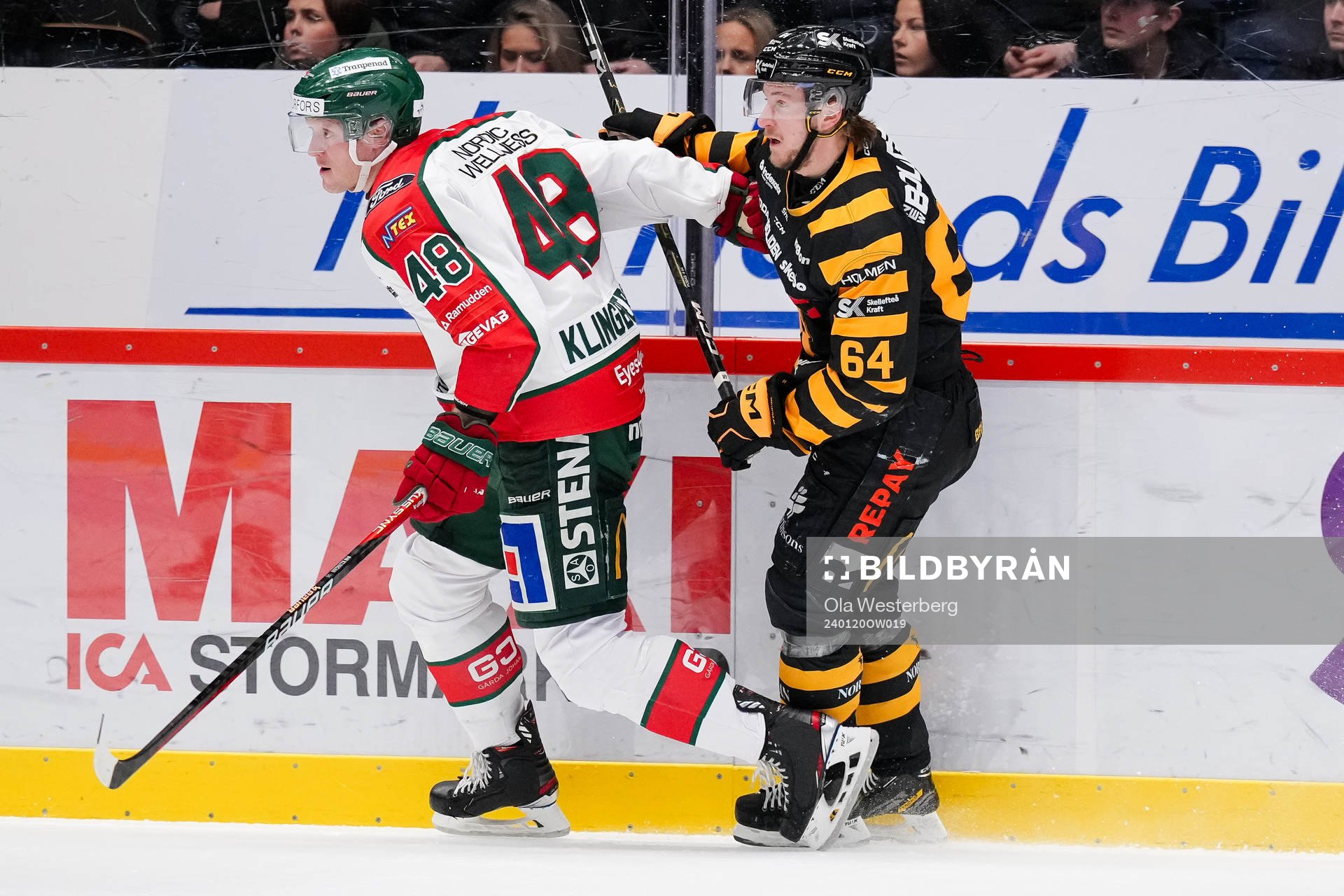 Frölundas Carl Klingberg och Skellefteås Jonathan Pudas