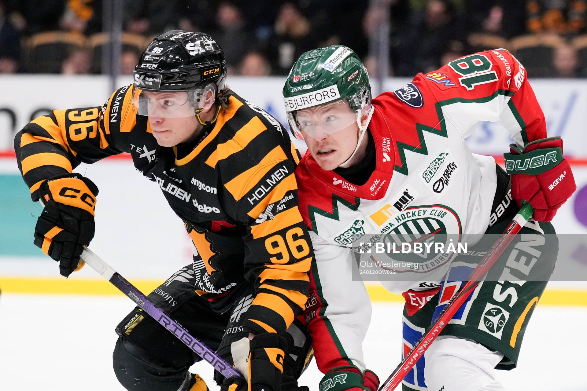 Skellefteås Rickard Hugg och Frölundas Linus Öberg