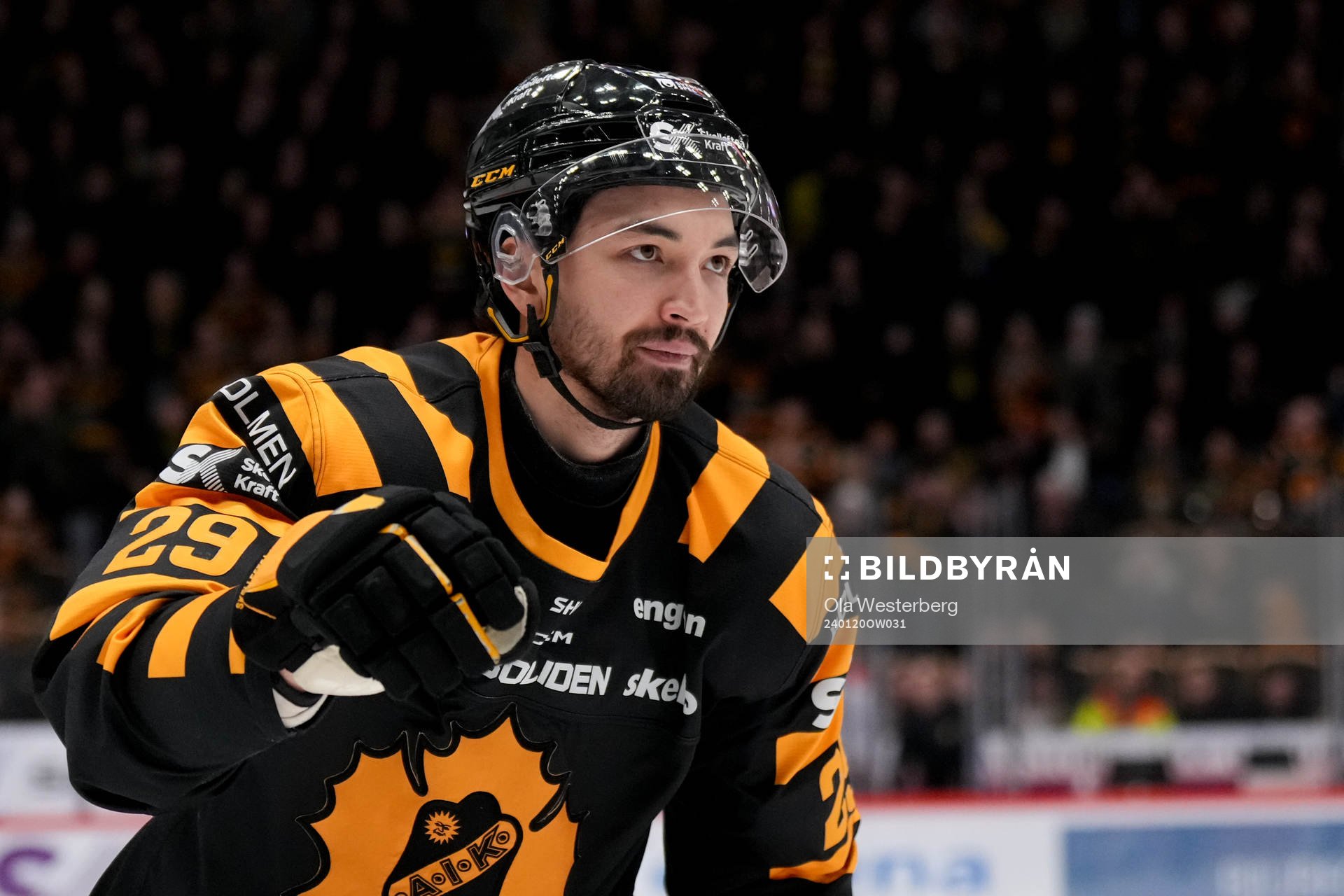 Skellefteås Dylan Sikura jublar