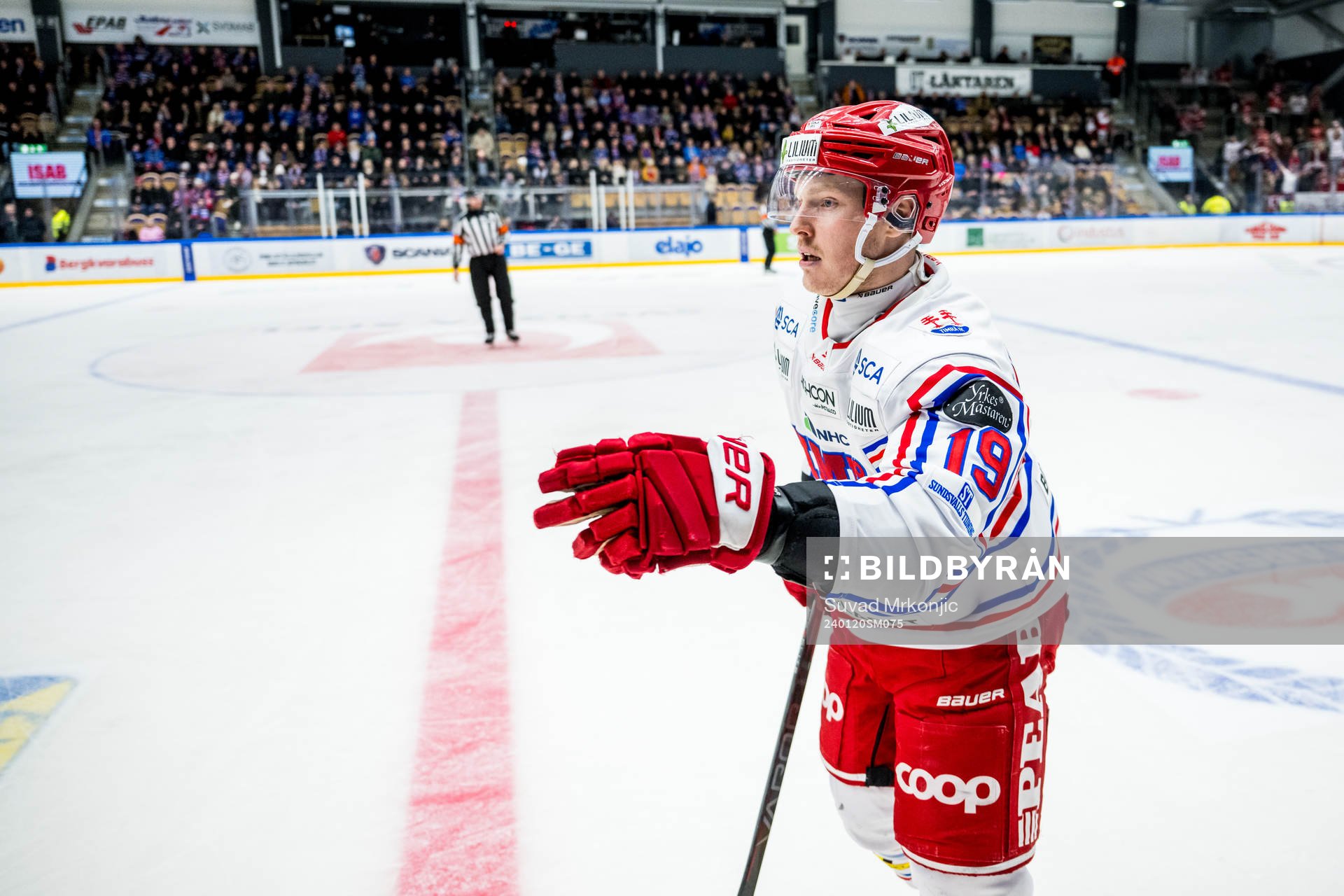 Timrås Erik Andersson jublar