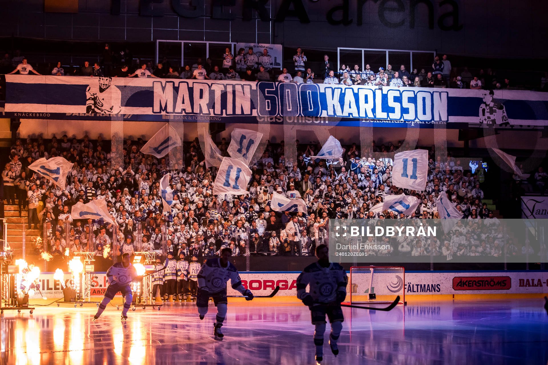 TIFO för Leksands Martin Karlsson innan ishockeymatchen i