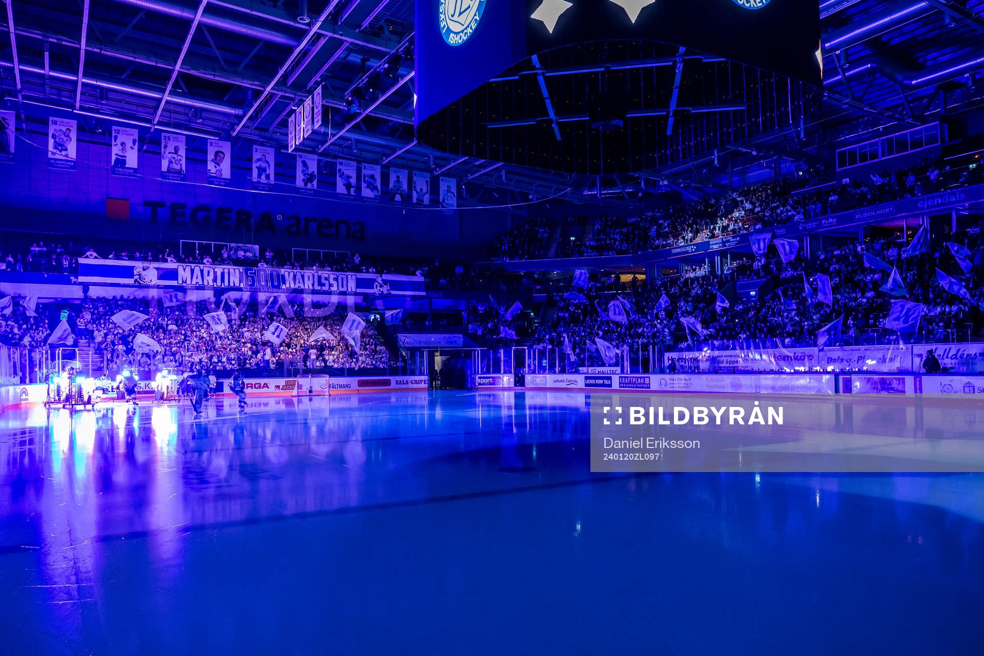 TIFO för Leksands Martin Karlsson innan ishockeymatchen i