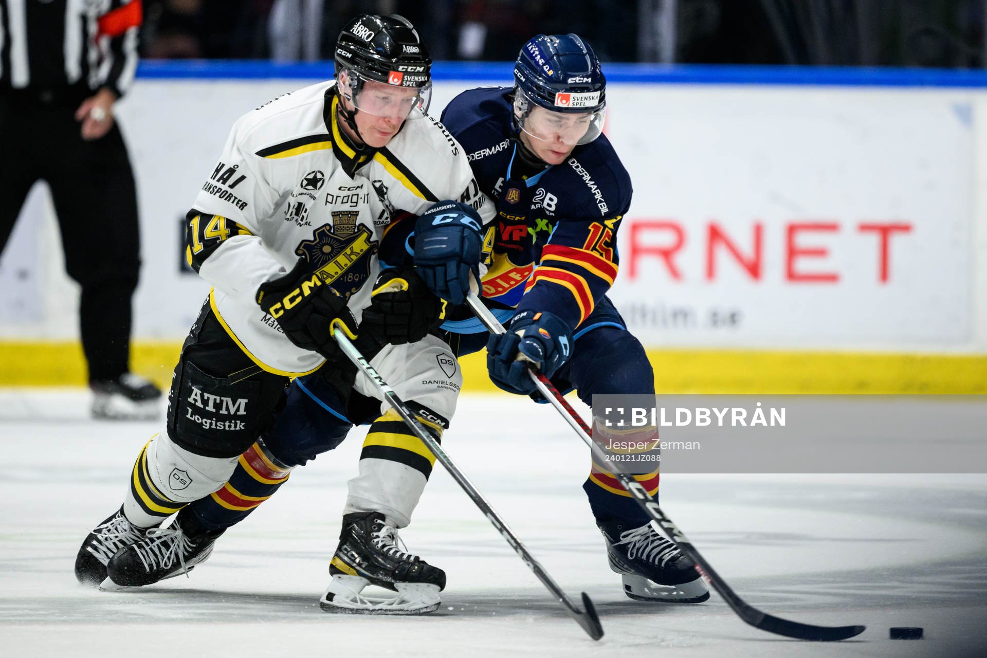 AIKs Oscar Öhman och Djurgårdens Frederik Schlyter