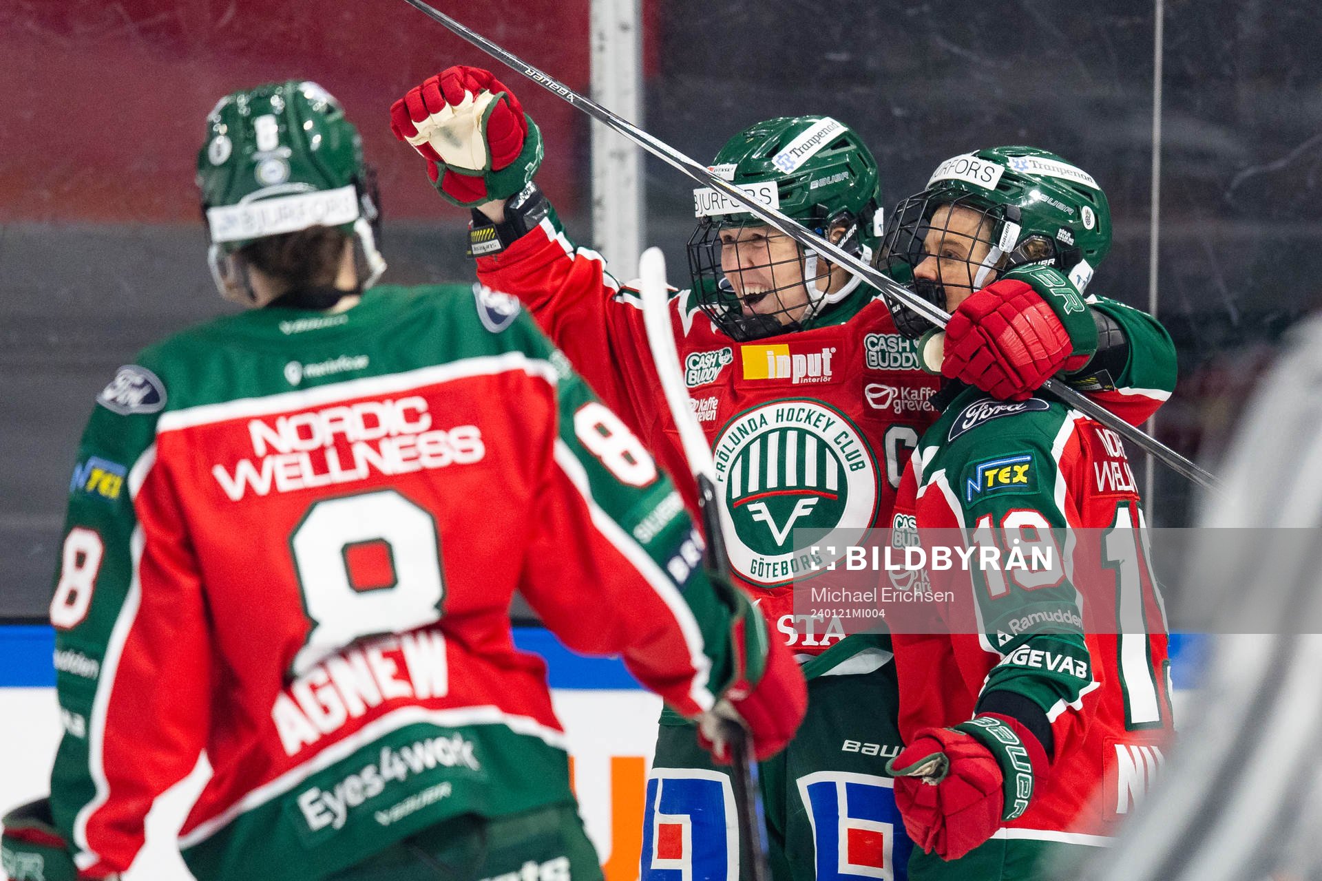 Frölundas Michelle Karvinen jublar