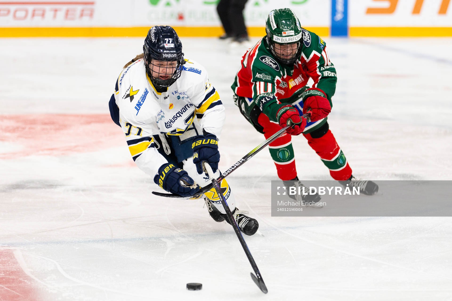 HV71s Mira Jungåker och Frölundas Emilia Vesa