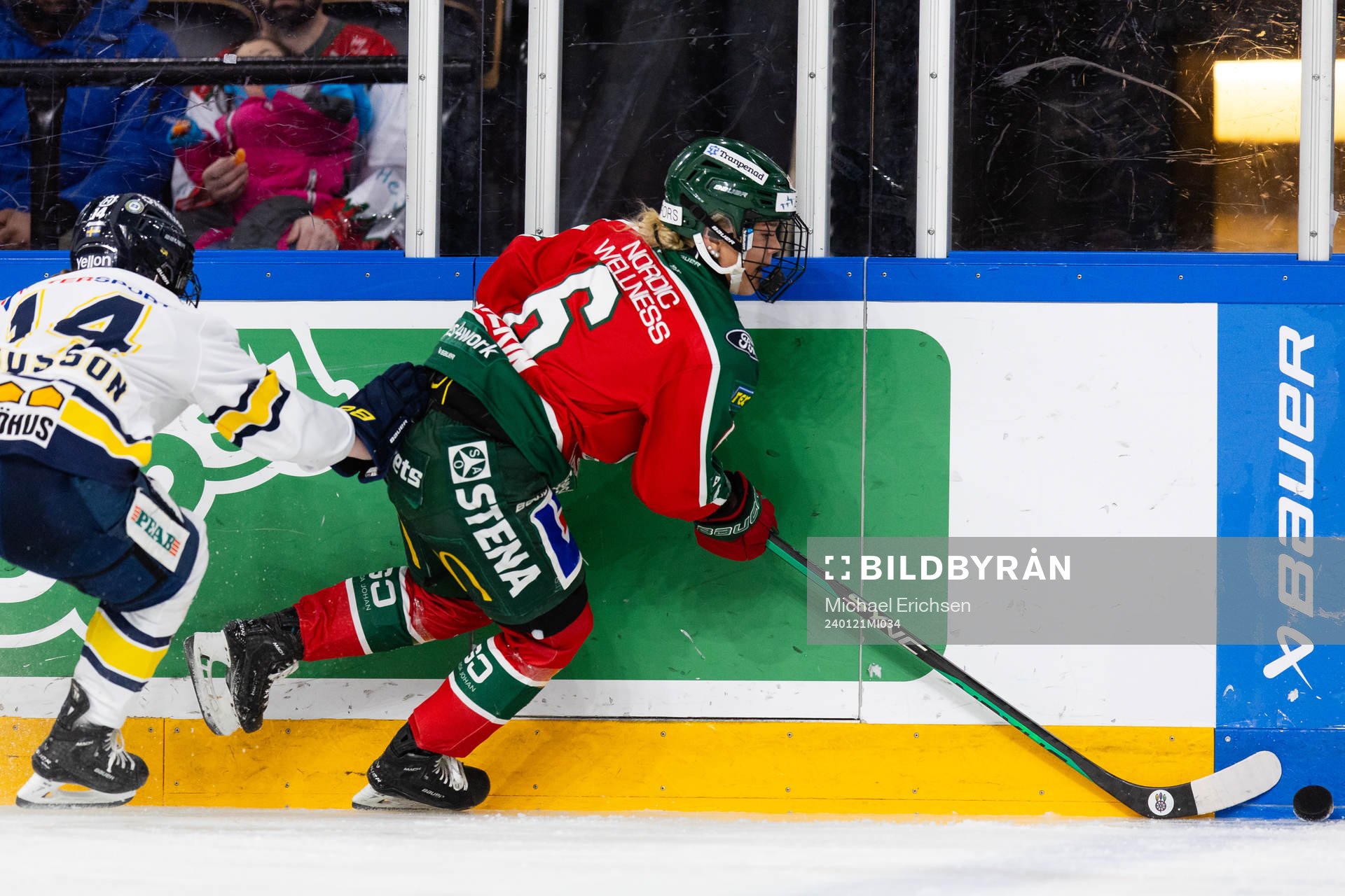 HV71s Evelina Arvidsson och Frölundas Maja Beverin