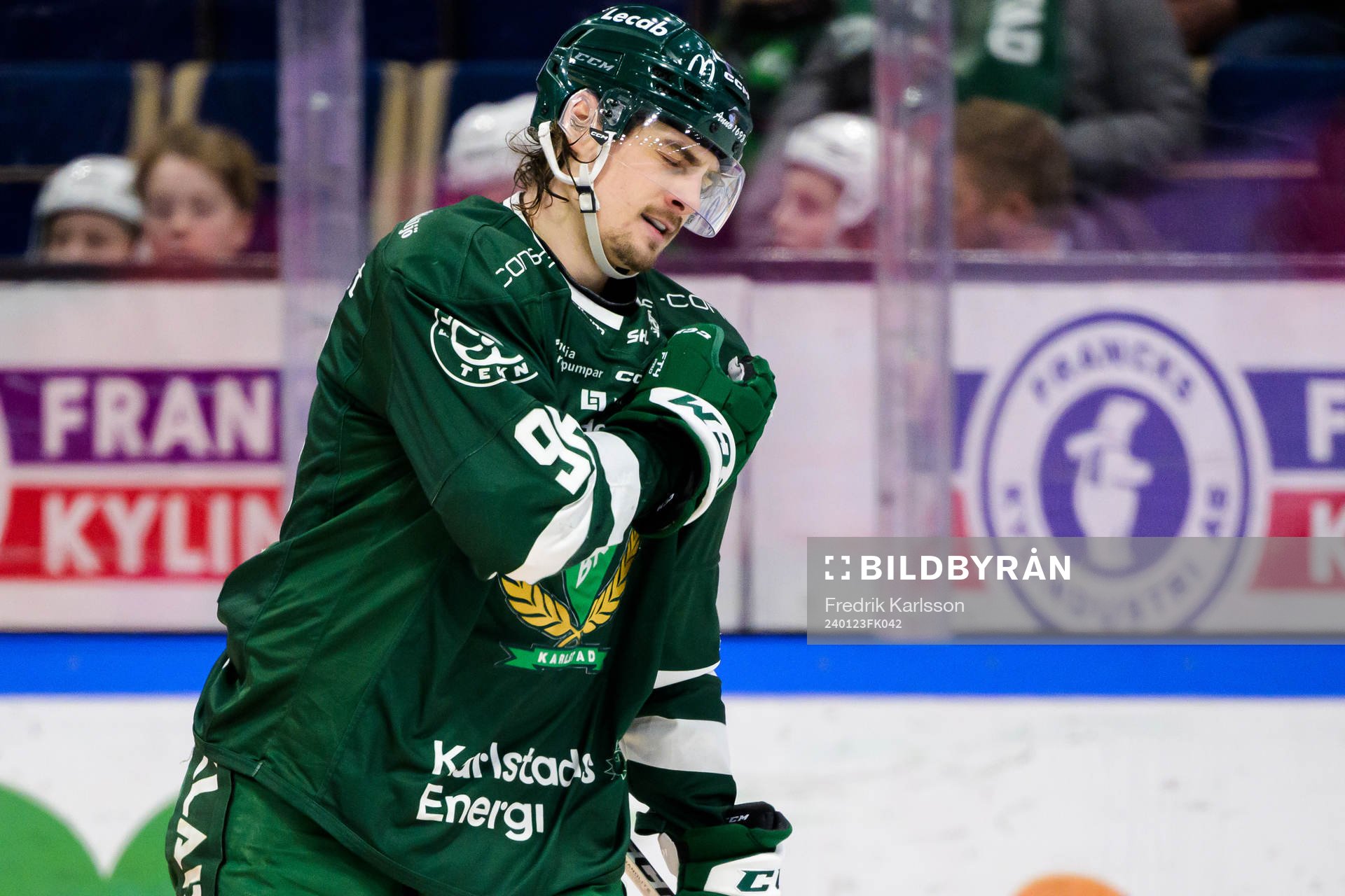 Färjestads David Tomasek har ont