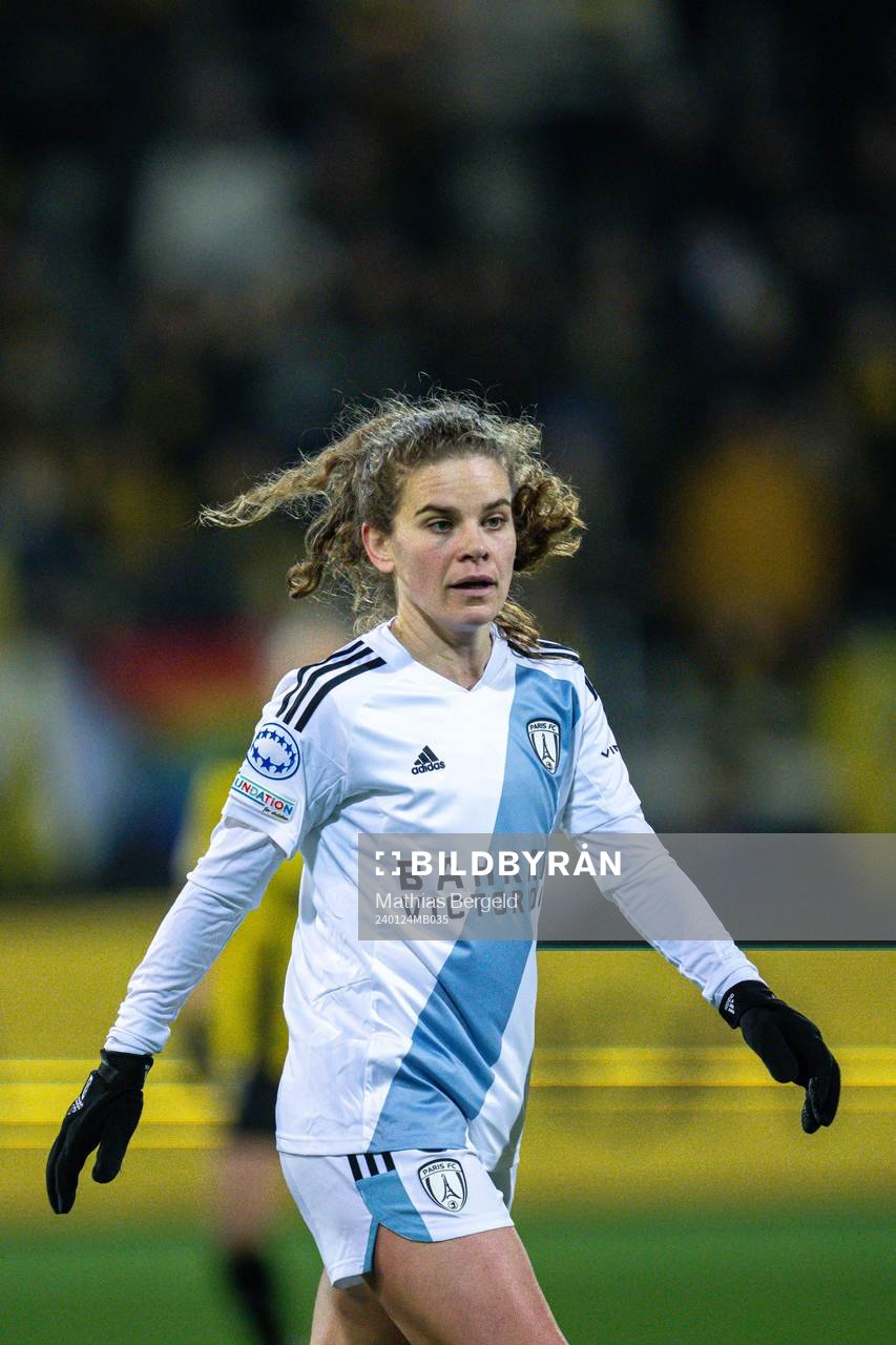 Dapnhe Corboz of Paris FC