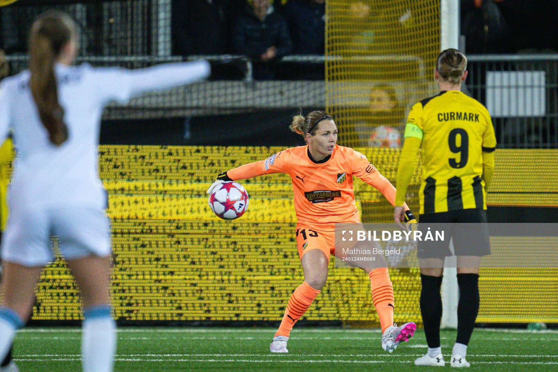 Goalkeeper Jennifer Falk of Häcken