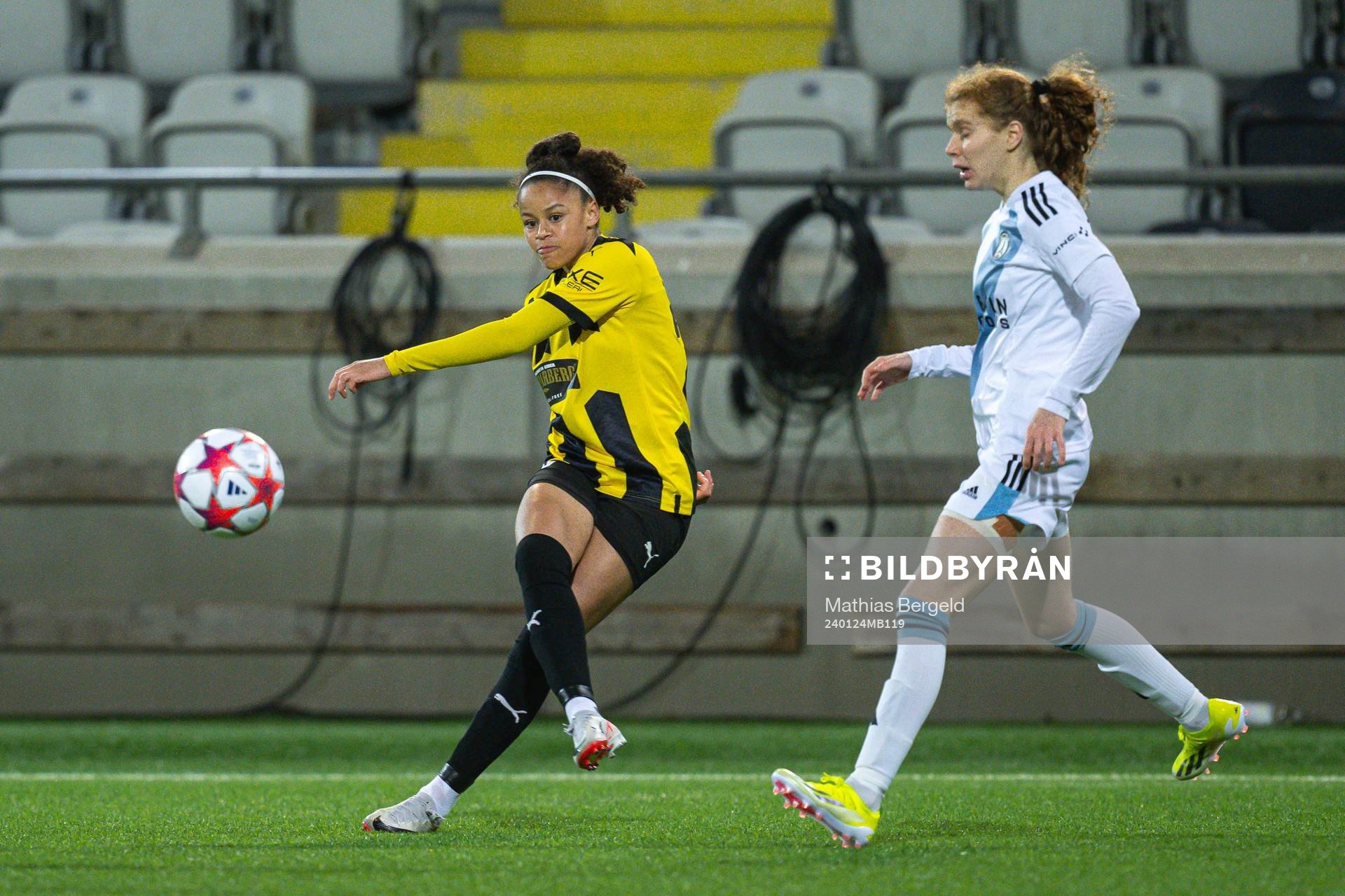 Felicia Schröder of Häcken and Celina Ould Hocine of