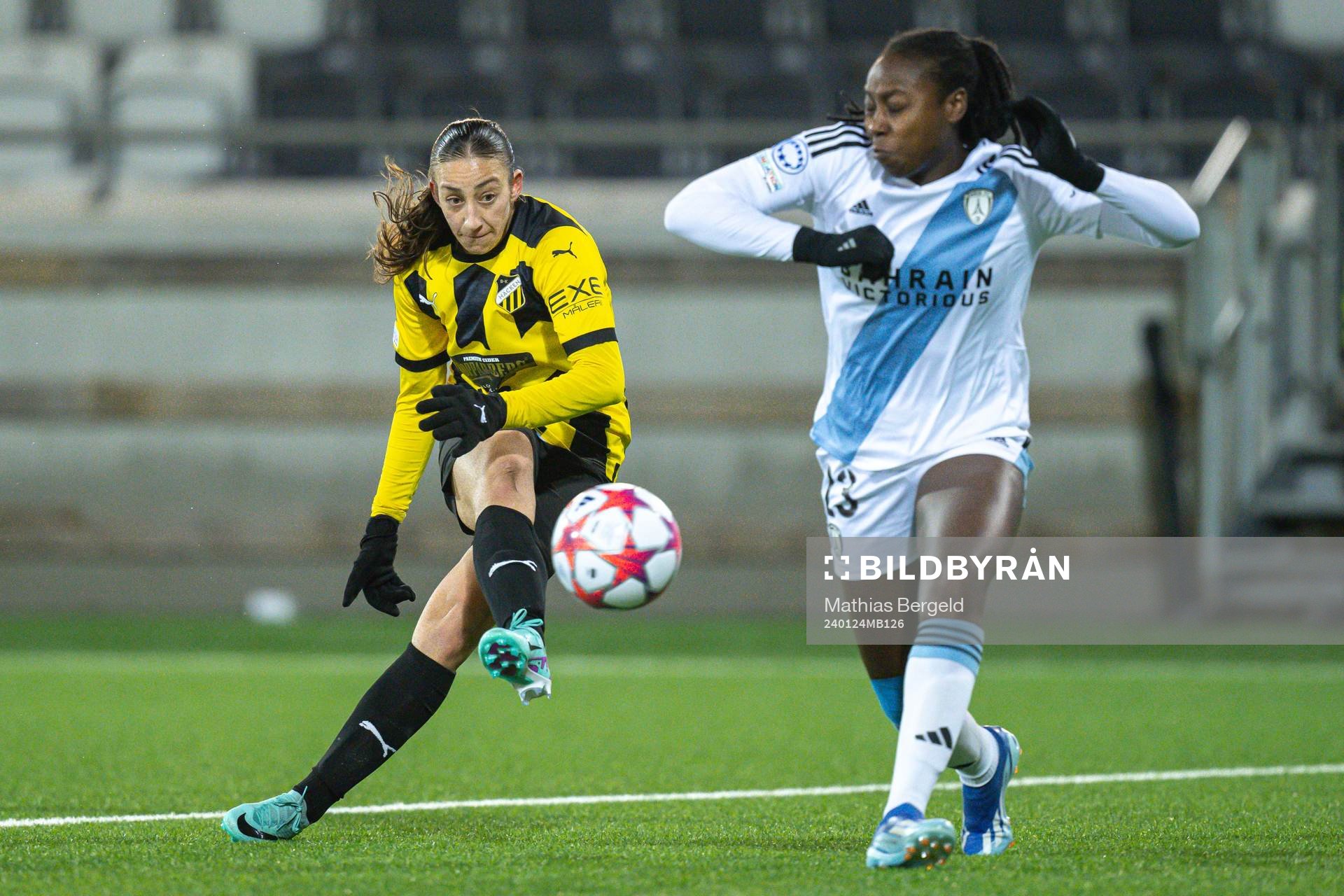 Rusul Rosa Kafaji of Häcken and Tennisoun Sissoko of Paris