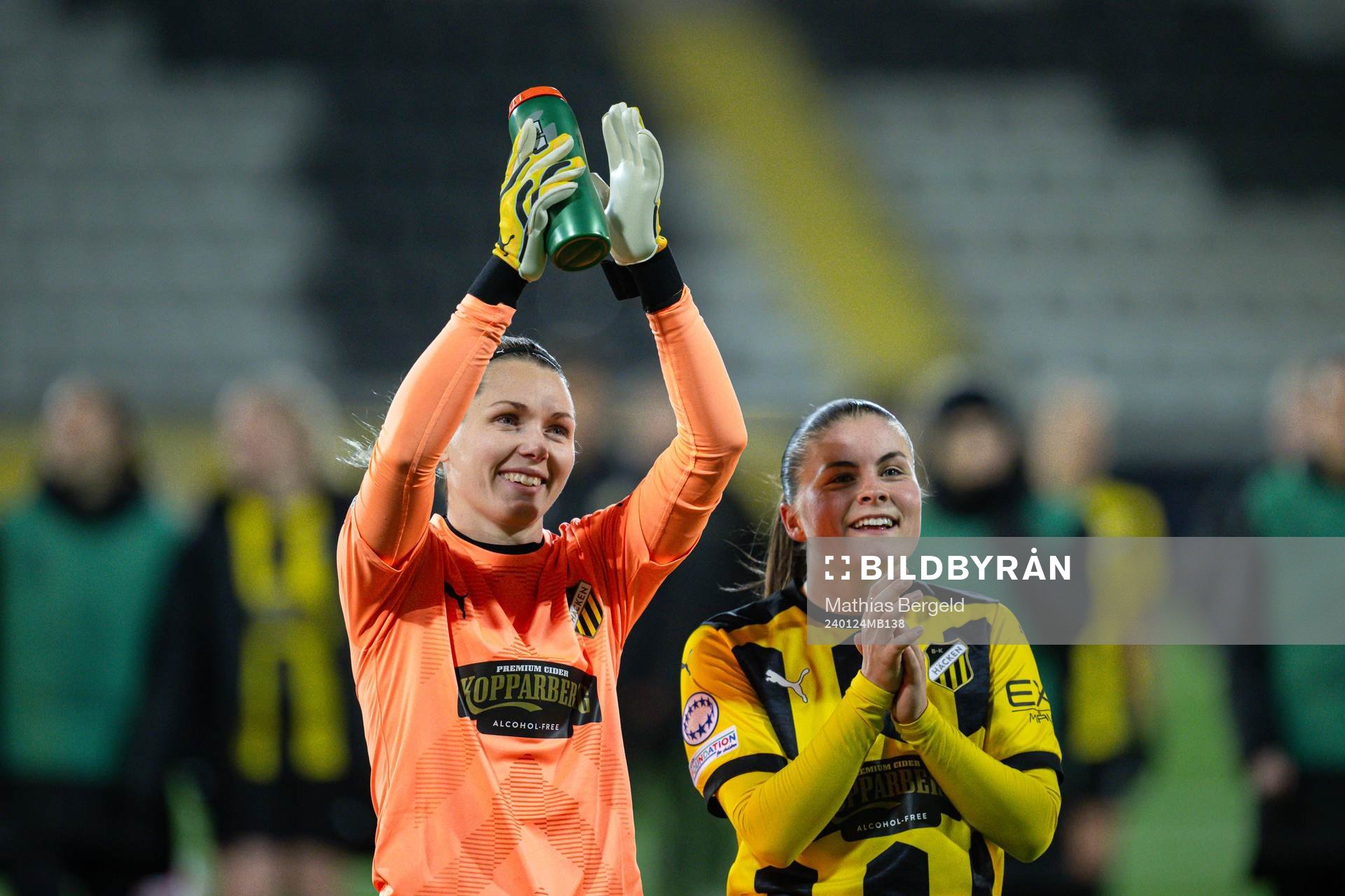Goalkeeper Jennifer Falk and Hanna Wijk of Häcken